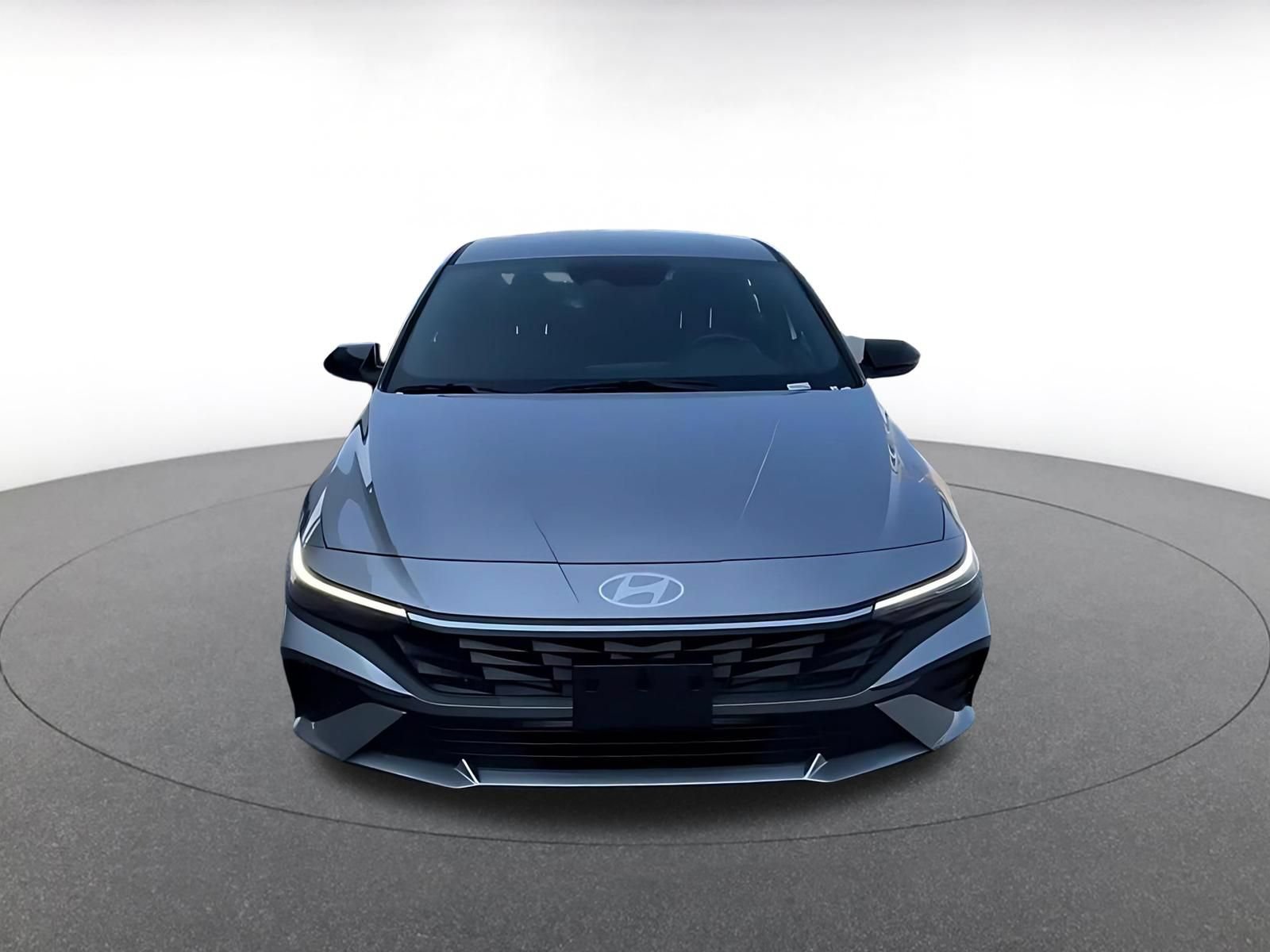 Thumbnail: 2026 Hyundai Elantra - 4