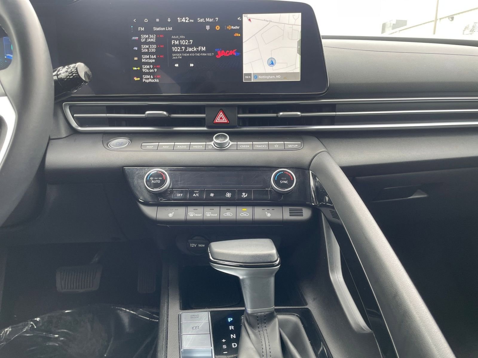 Thumbnail: 2025 Hyundai Elantra - 17