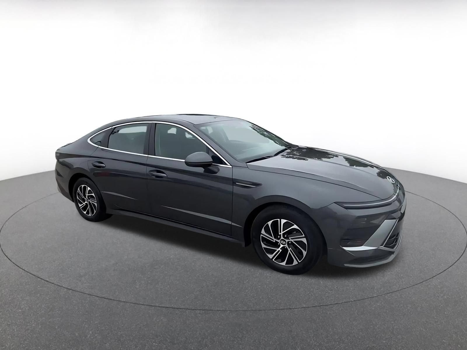 Thumbnail: 2026 Hyundai Sonata - 2