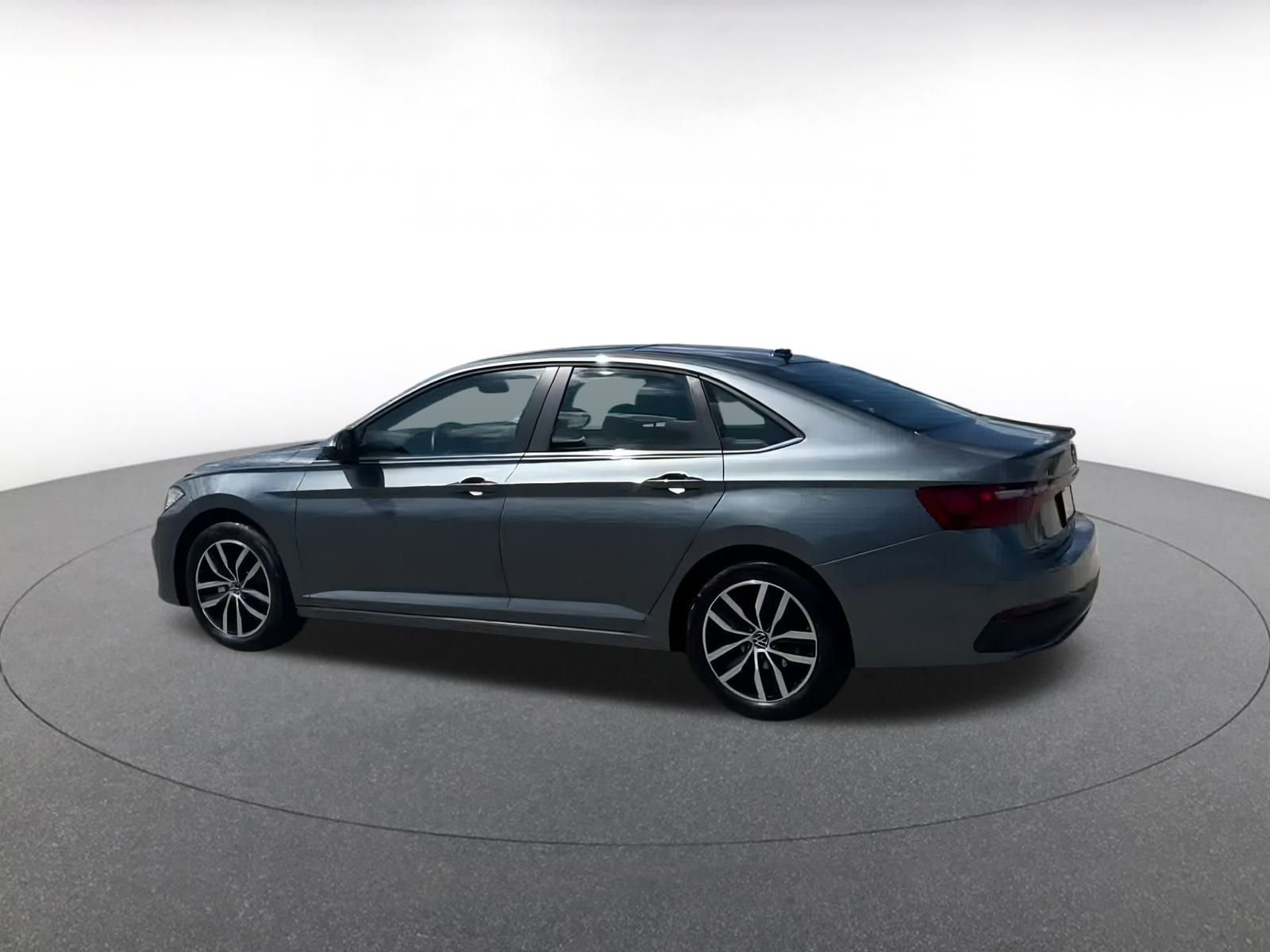 Thumbnail: 2025 Volkswagen Jetta - 10