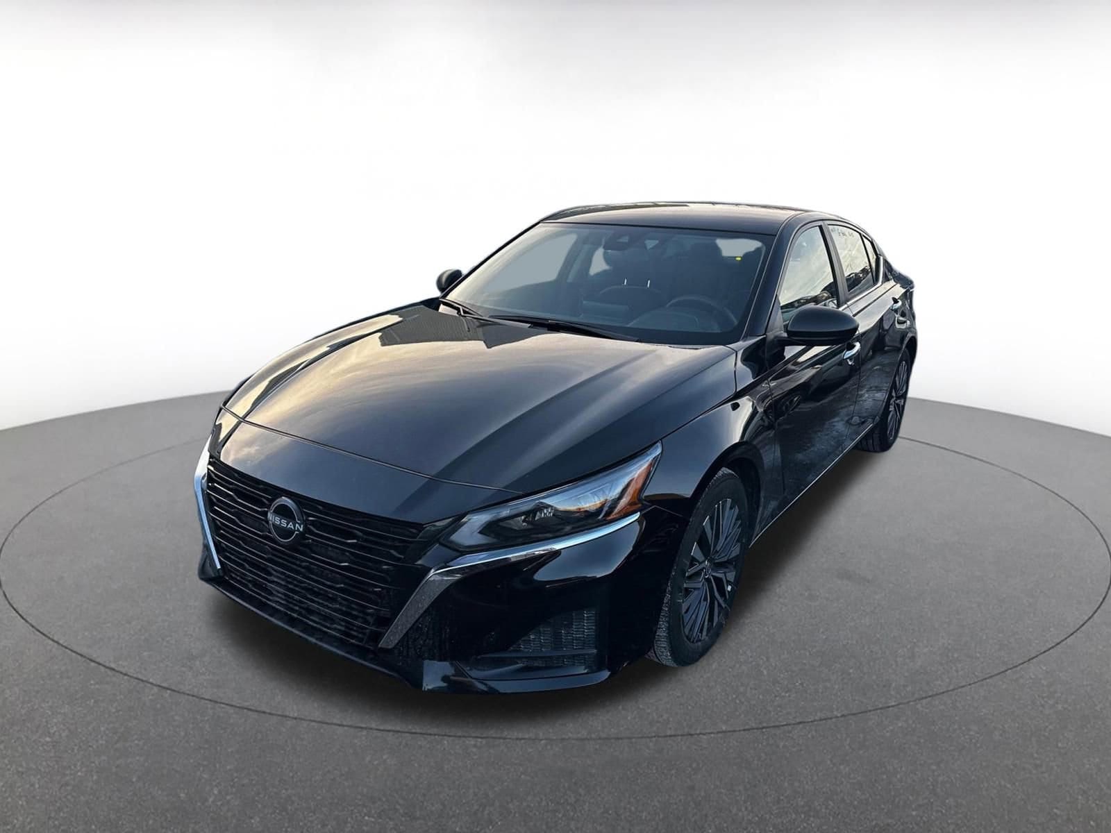 Thumbnail: 2025 Nissan Altima - 2