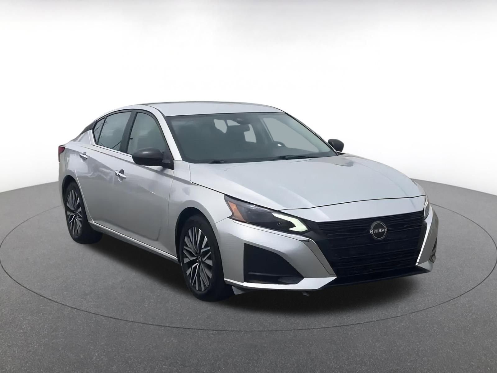 Thumbnail: 2024 Nissan Altima - 3