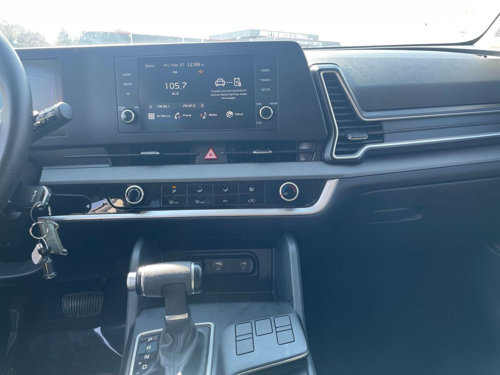 Thumbnail: 2025 Kia Sportage - 17