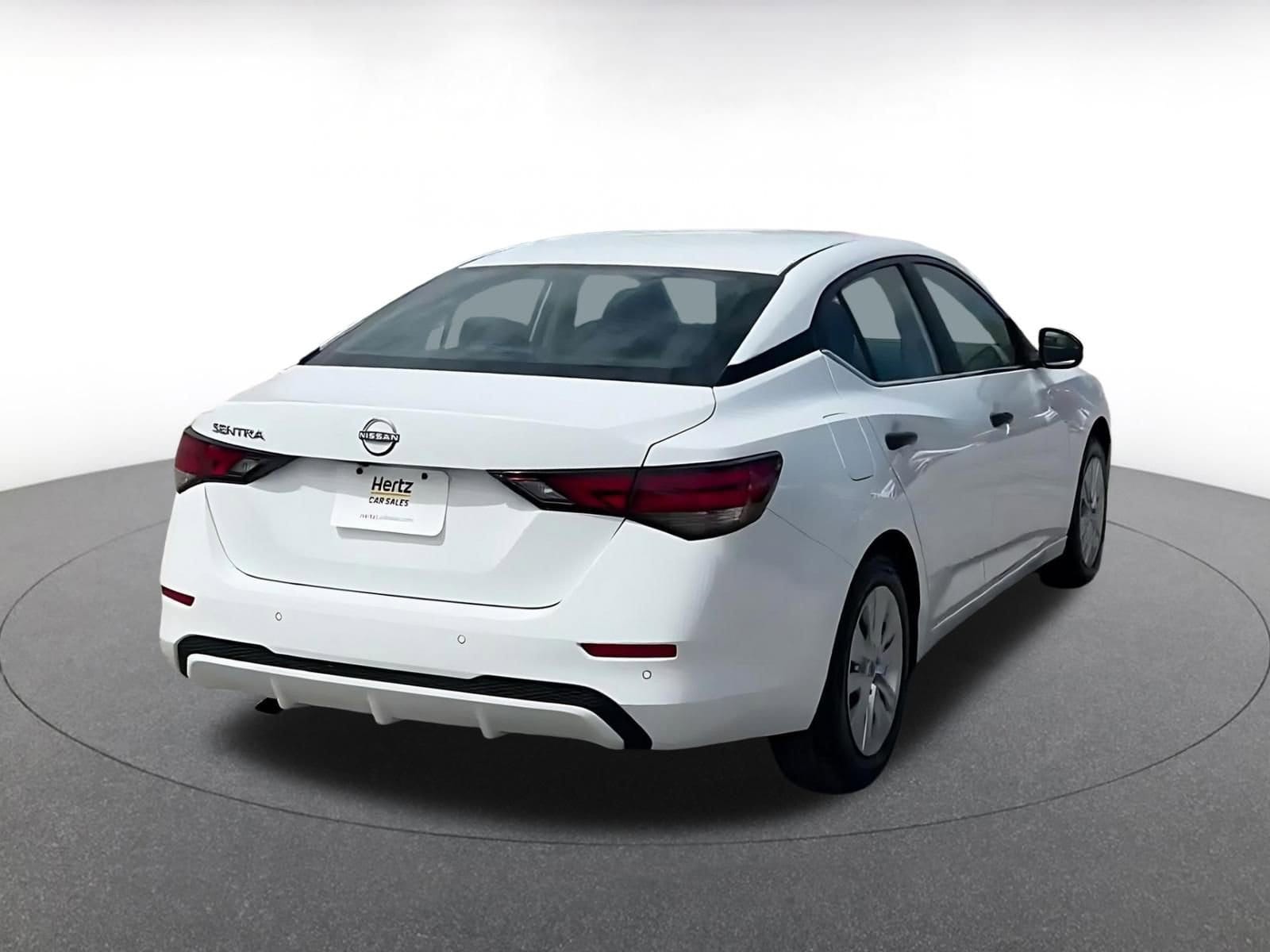 Thumbnail: 2025 Nissan Sentra - 14