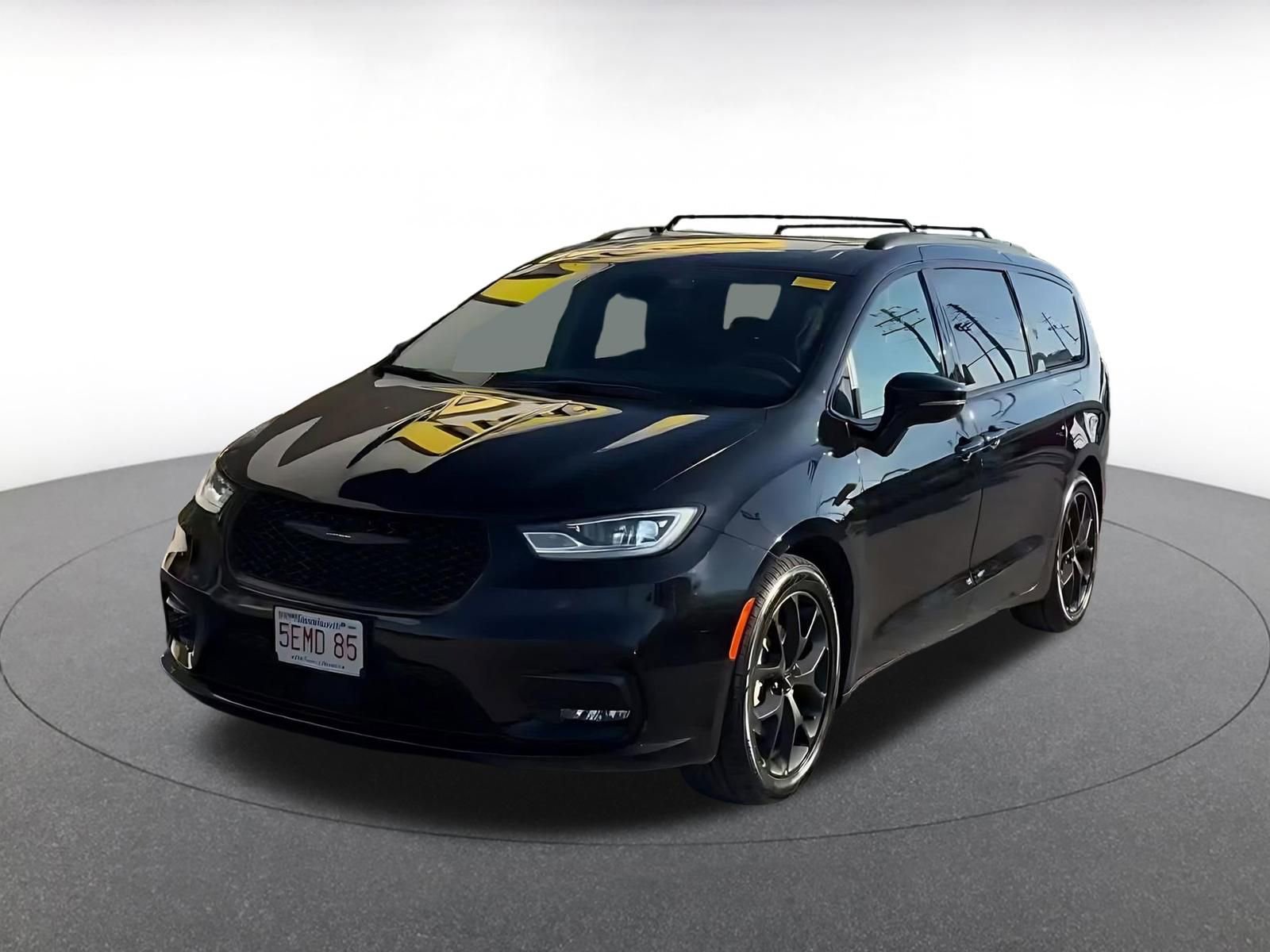 Thumbnail: 2025 Chrysler Pacifica - 4
