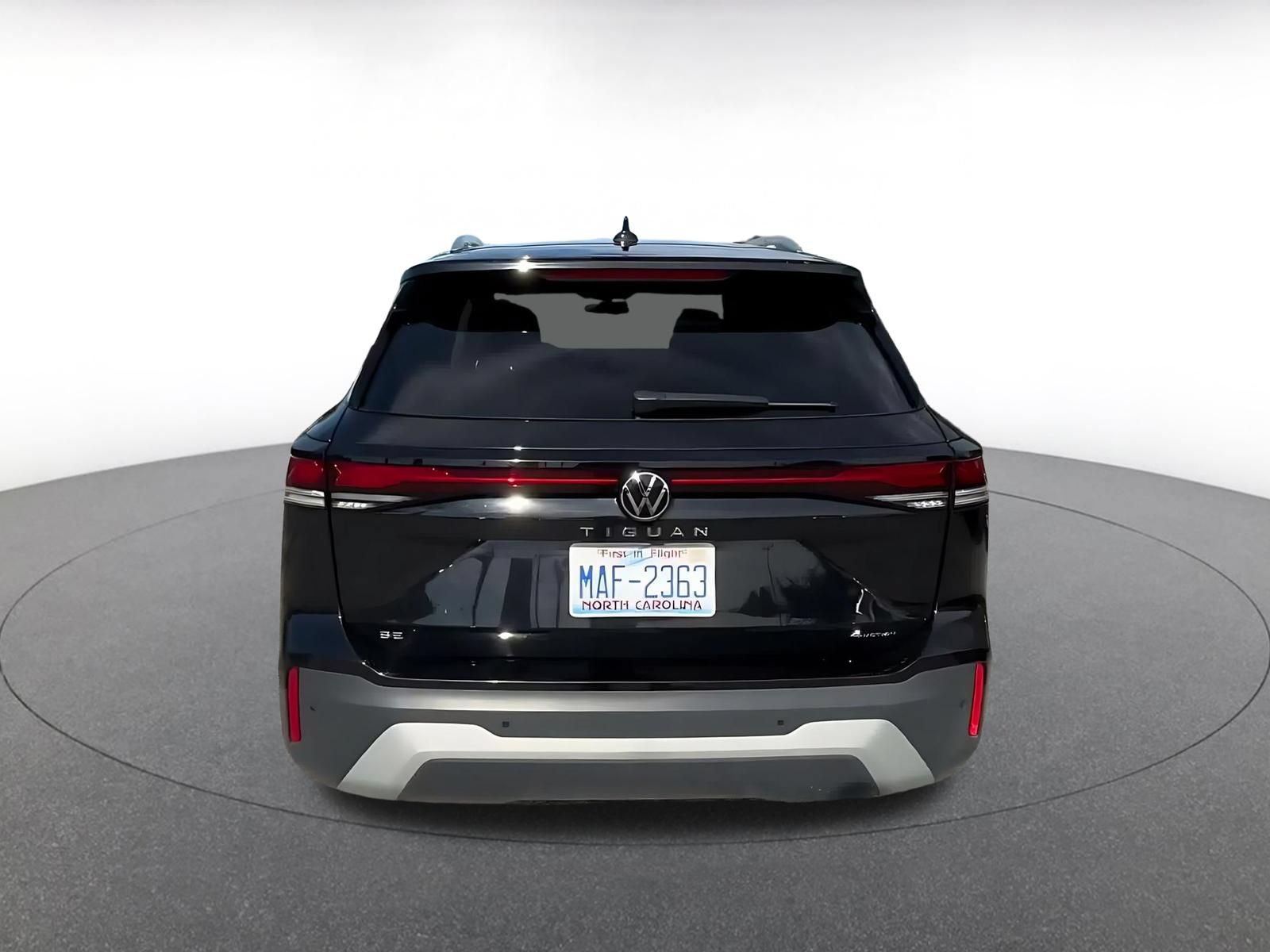 Thumbnail: 2026 Volkswagen Tiguan - 12