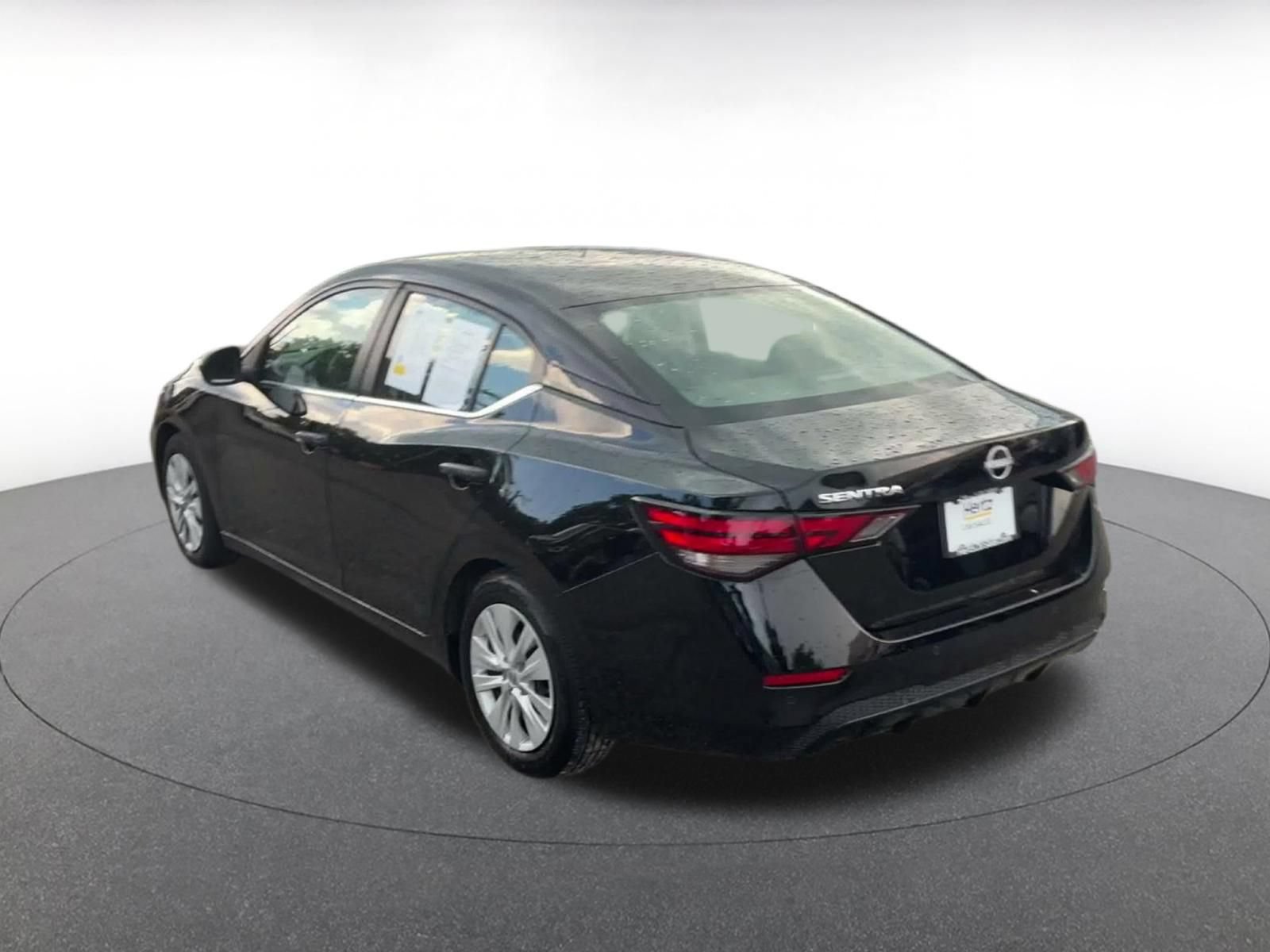 Thumbnail: 2025 Nissan Sentra - 10