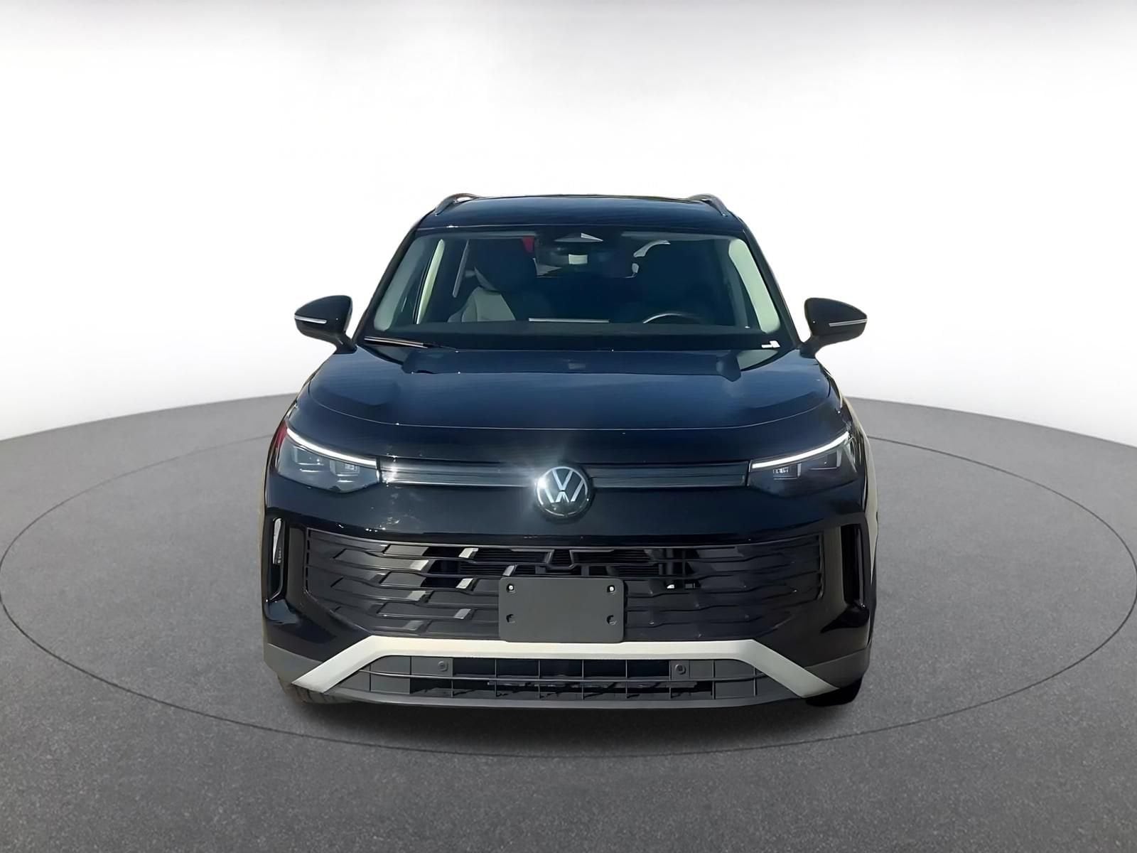 Thumbnail: 2026 Volkswagen Tiguan - 4