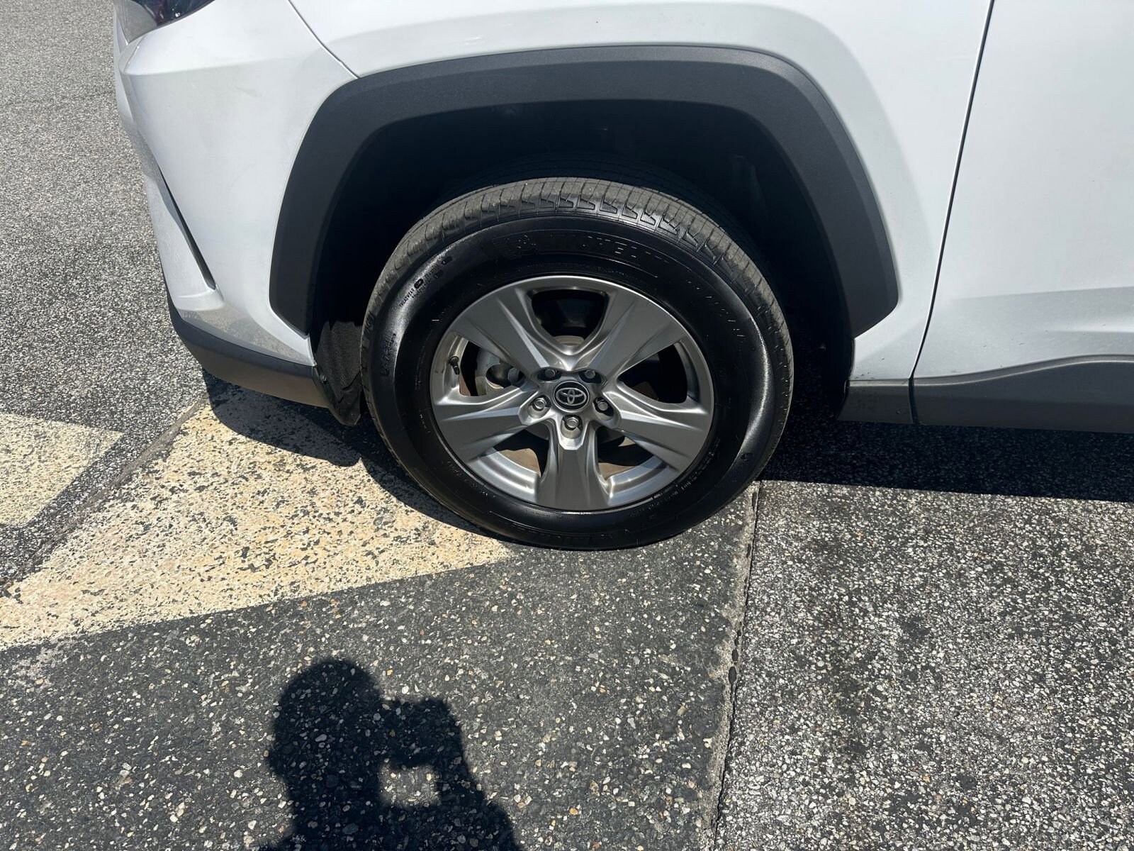 Thumbnail: 2025 Toyota RAV4 - 29