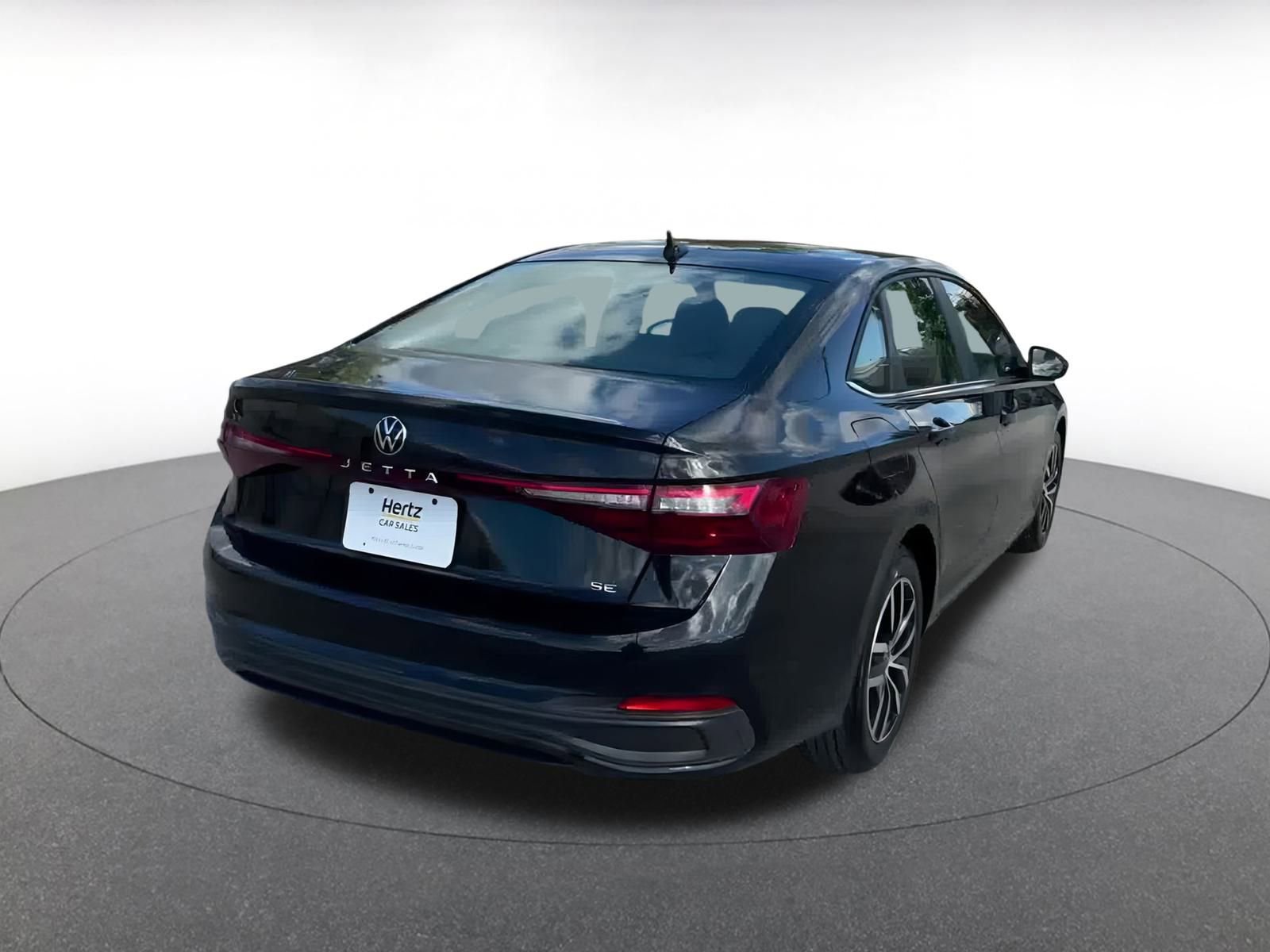 Thumbnail: 2025 Volkswagen Jetta - 14