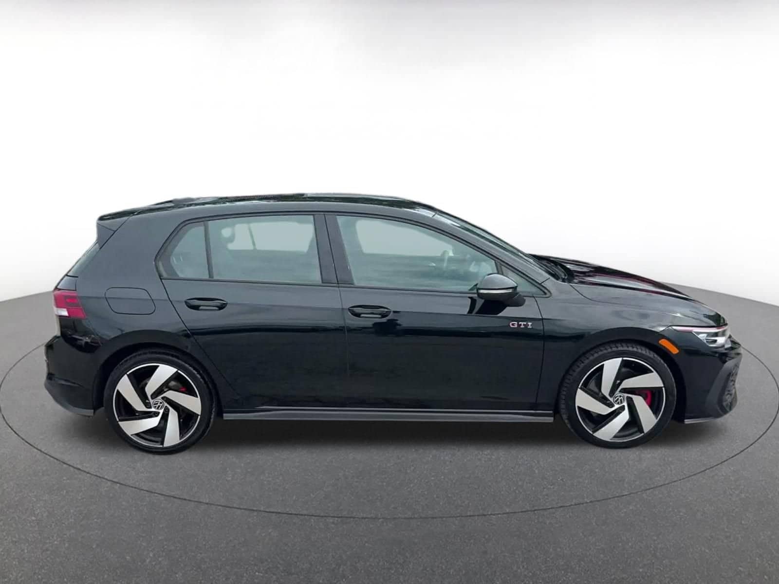 Thumbnail: 2026 Volkswagen Golf - 15