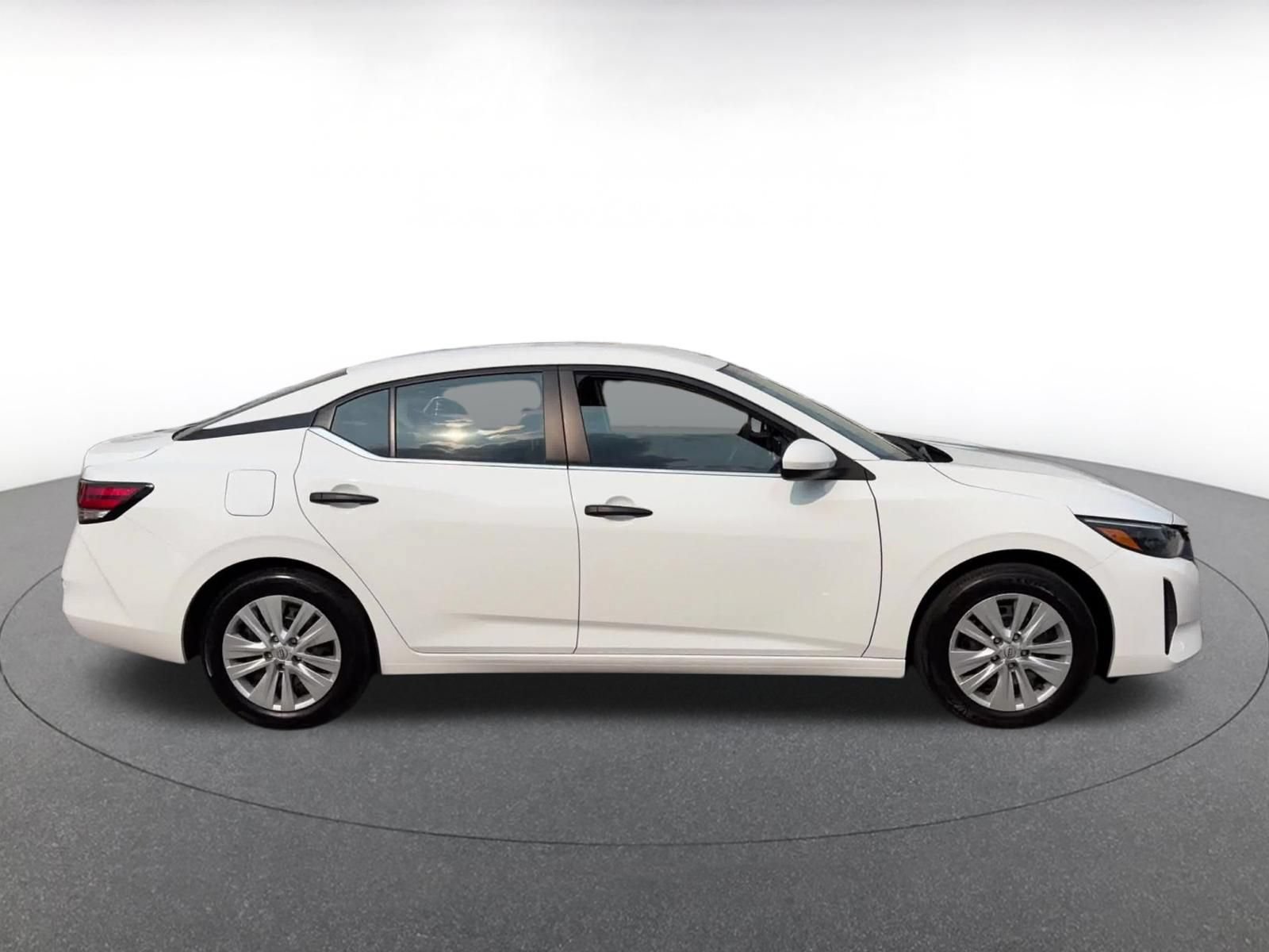 Thumbnail: 2025 Nissan Sentra - 15