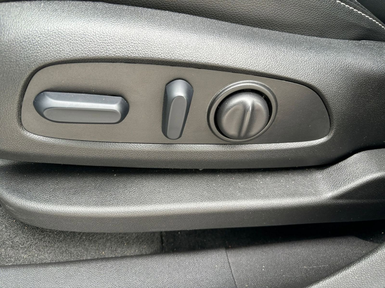 2024 GMC Terrain SLT 23