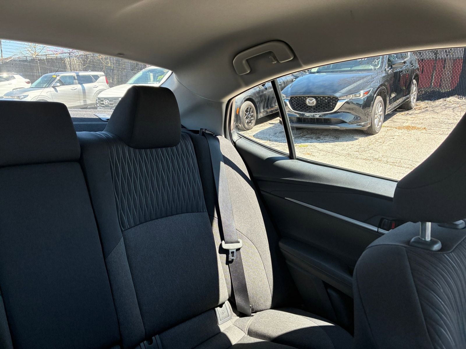 Thumbnail: 2025 Toyota Camry - 32