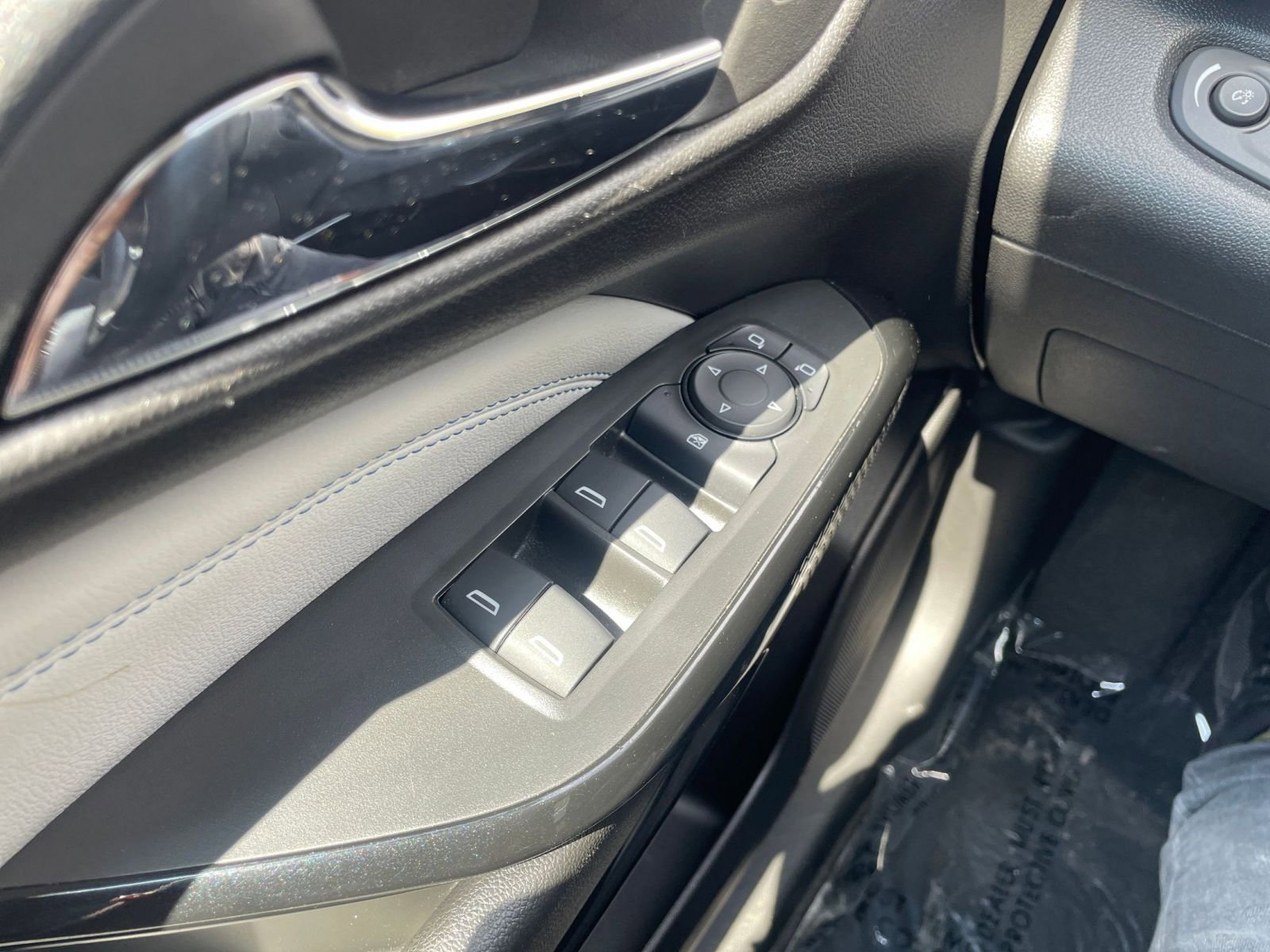 Thumbnail: 2025 Chevrolet Trax - 18