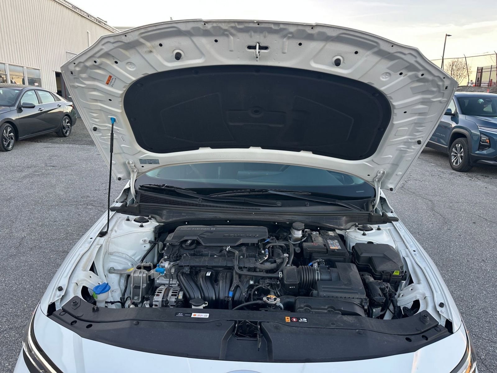 Thumbnail: 2025 Hyundai Elantra - 30