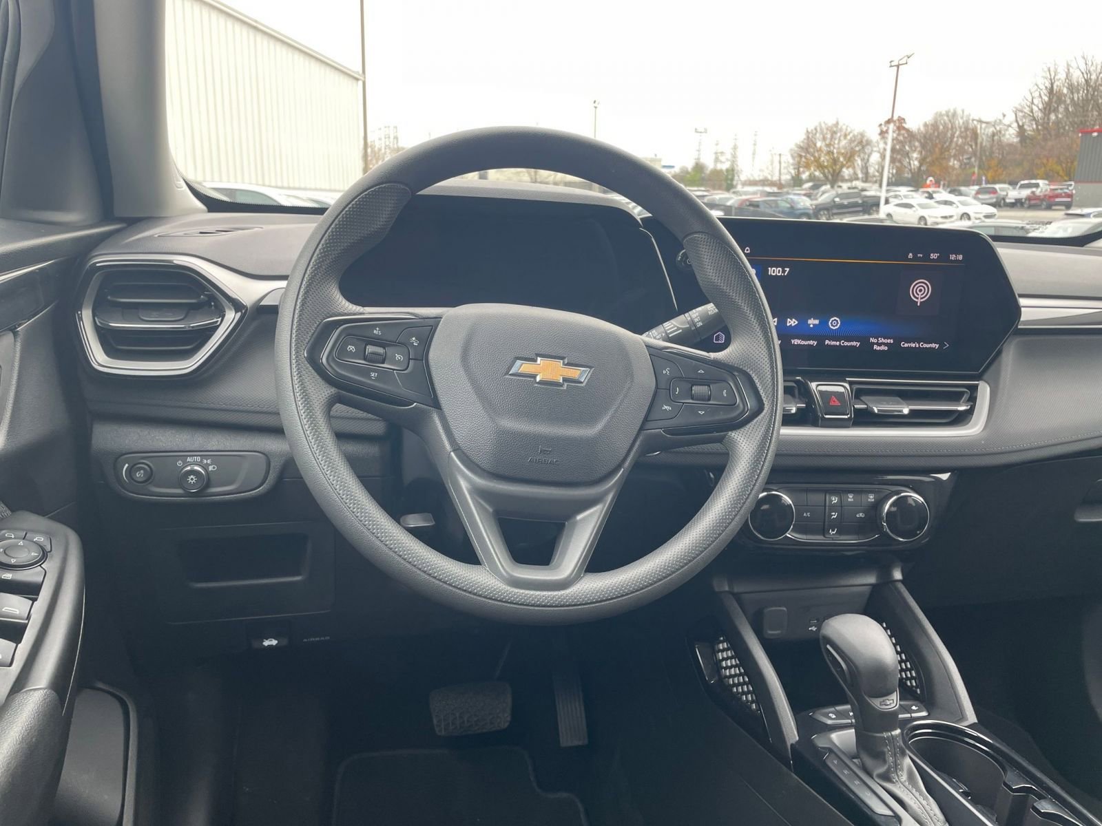 Thumbnail: 2025 Chevrolet TrailBlazer - 32