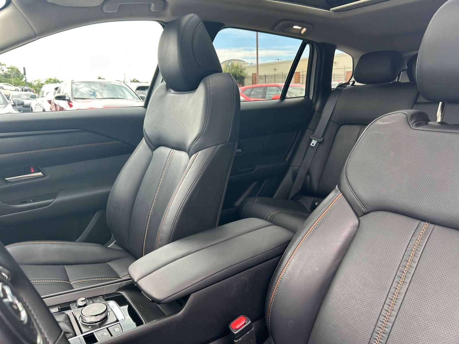 Thumbnail: 2025 Mazda CX-50 - 32