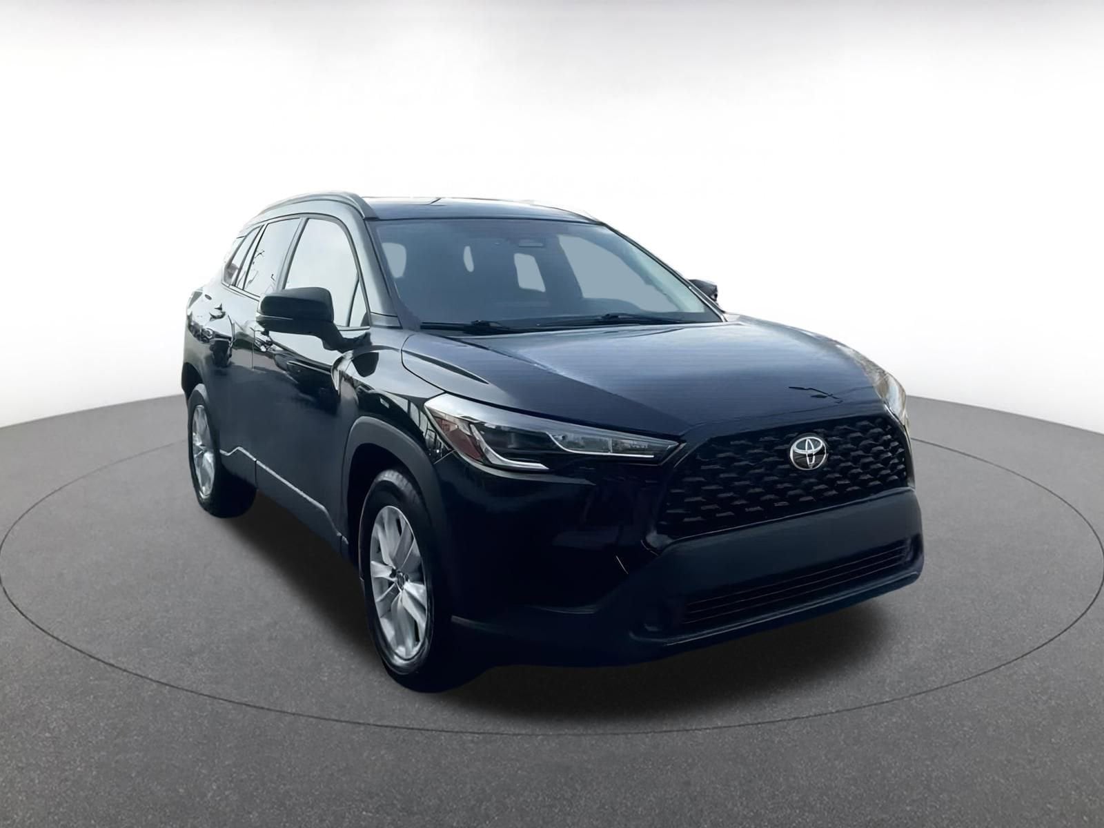 Thumbnail: 2025 Toyota Corolla Cross - 3