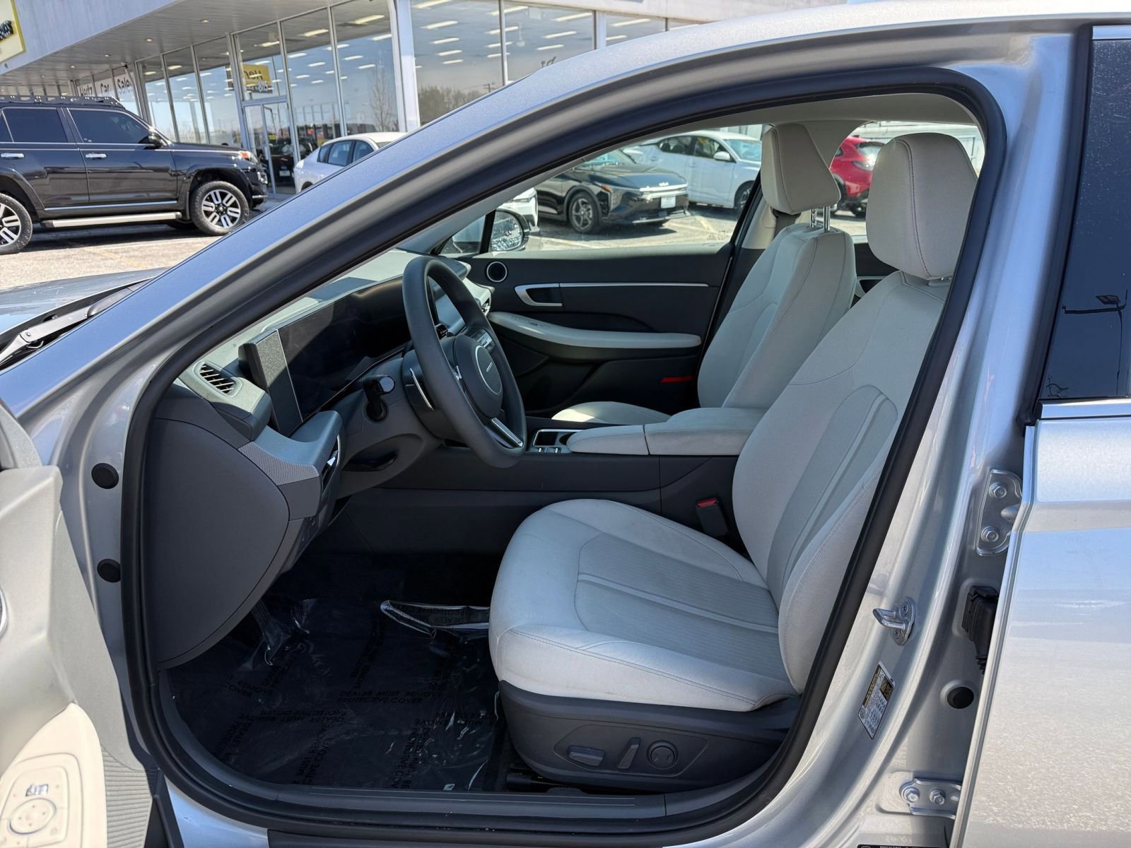 Thumbnail: 2025 Hyundai Sonata - 28