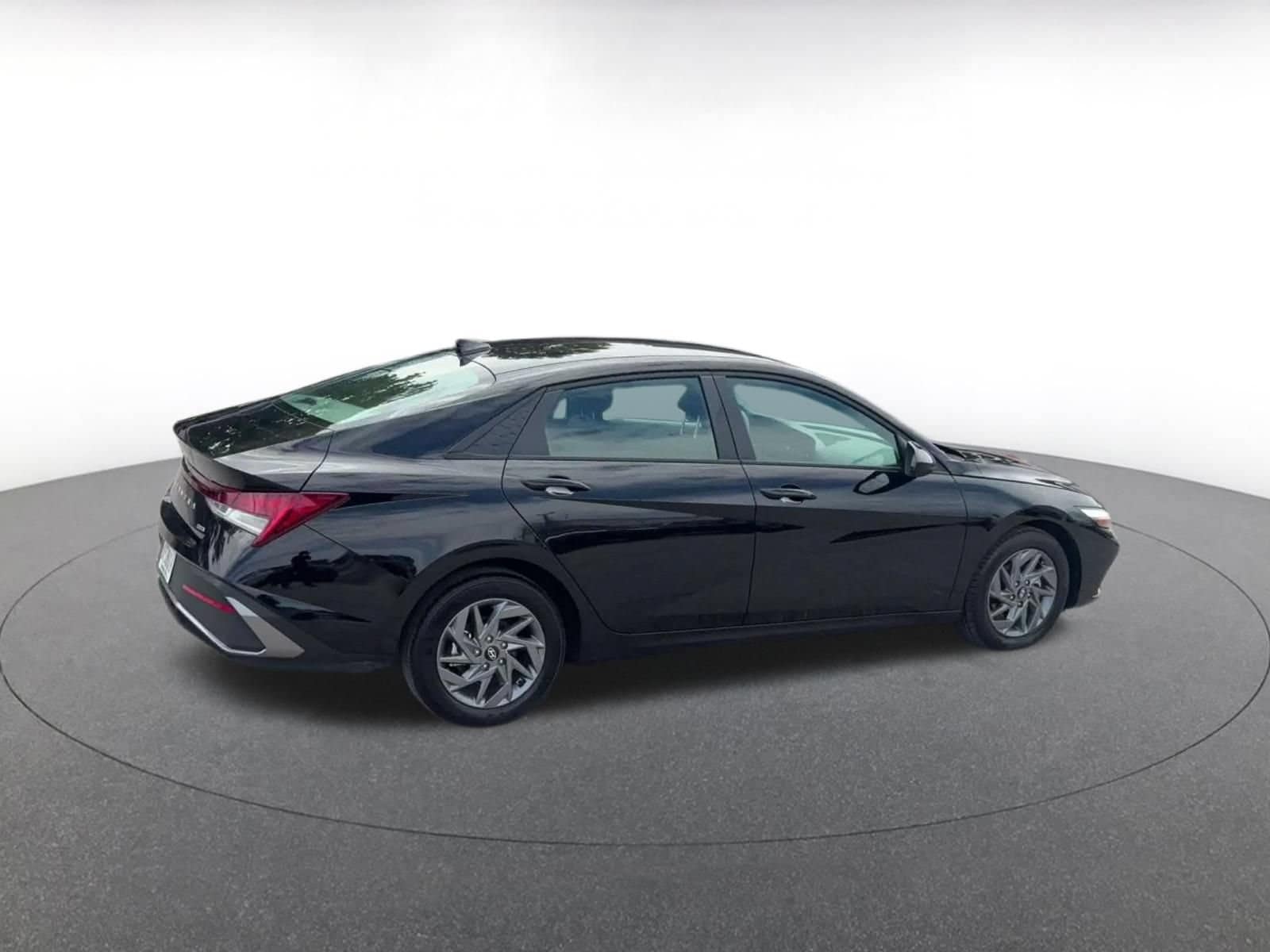 Thumbnail: 2026 Hyundai Elantra - 13