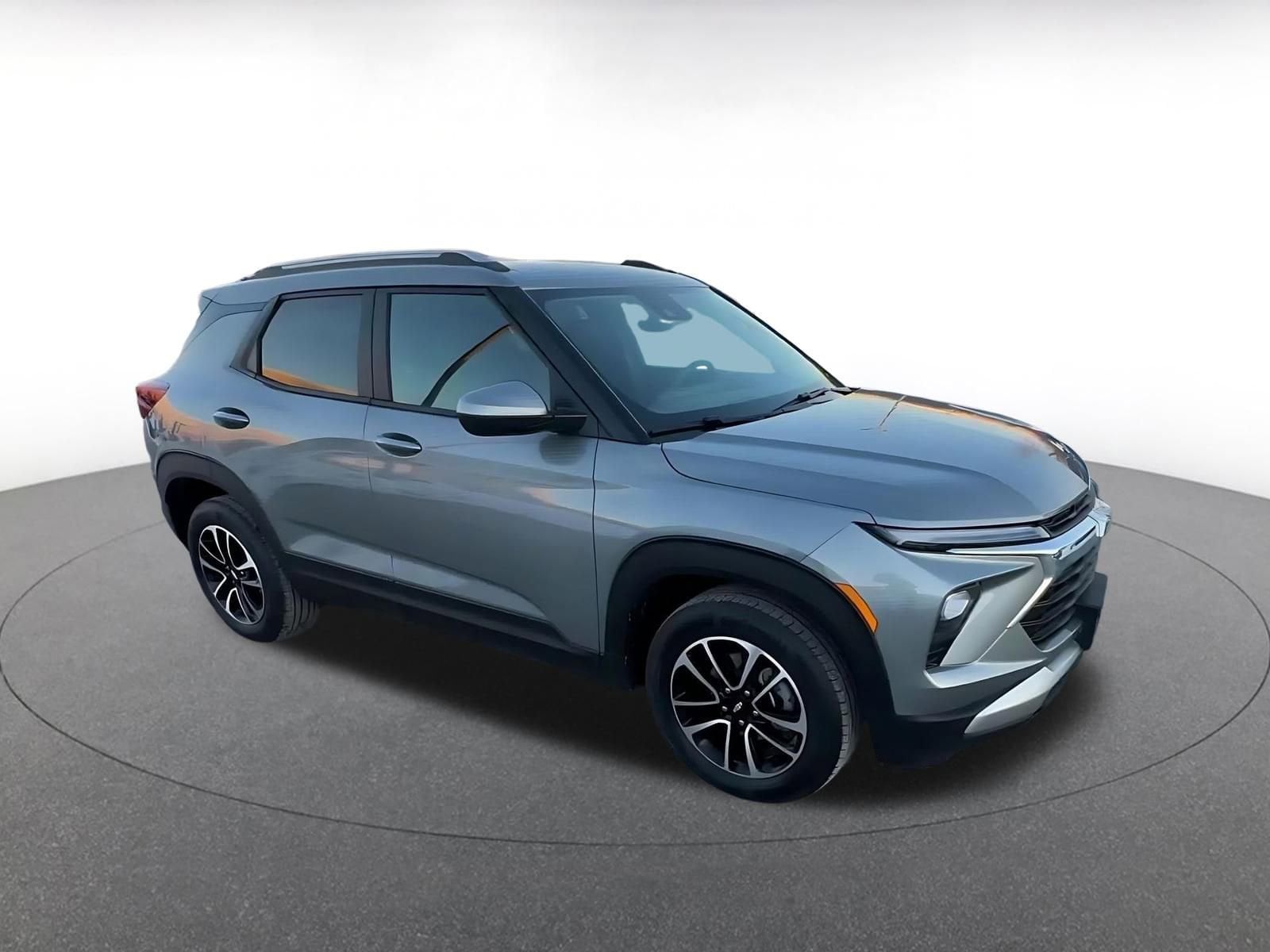 Thumbnail: 2025 Chevrolet TrailBlazer - 2