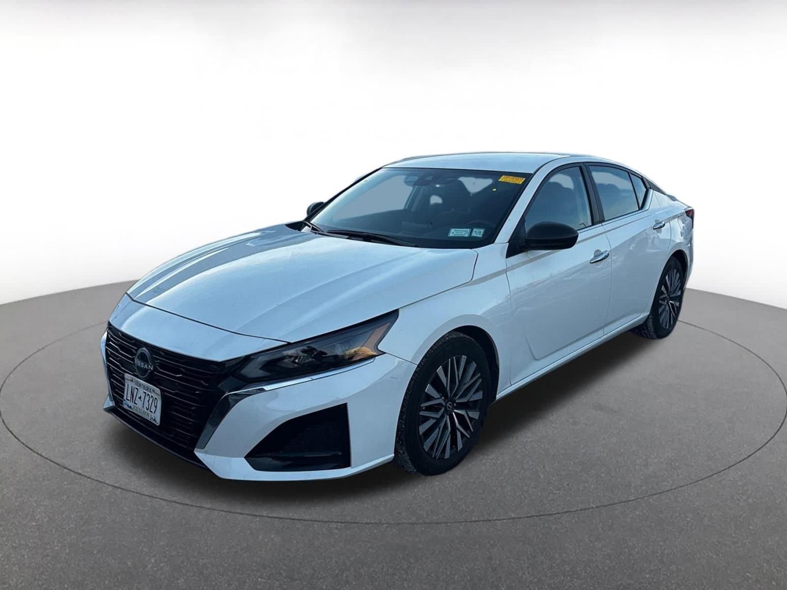 Thumbnail: 2025 Nissan Altima - 2