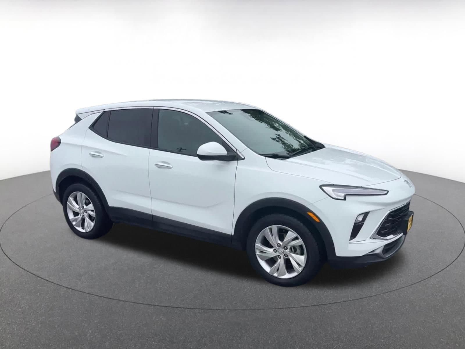 Thumbnail: 2025 Buick Encore GX - 2