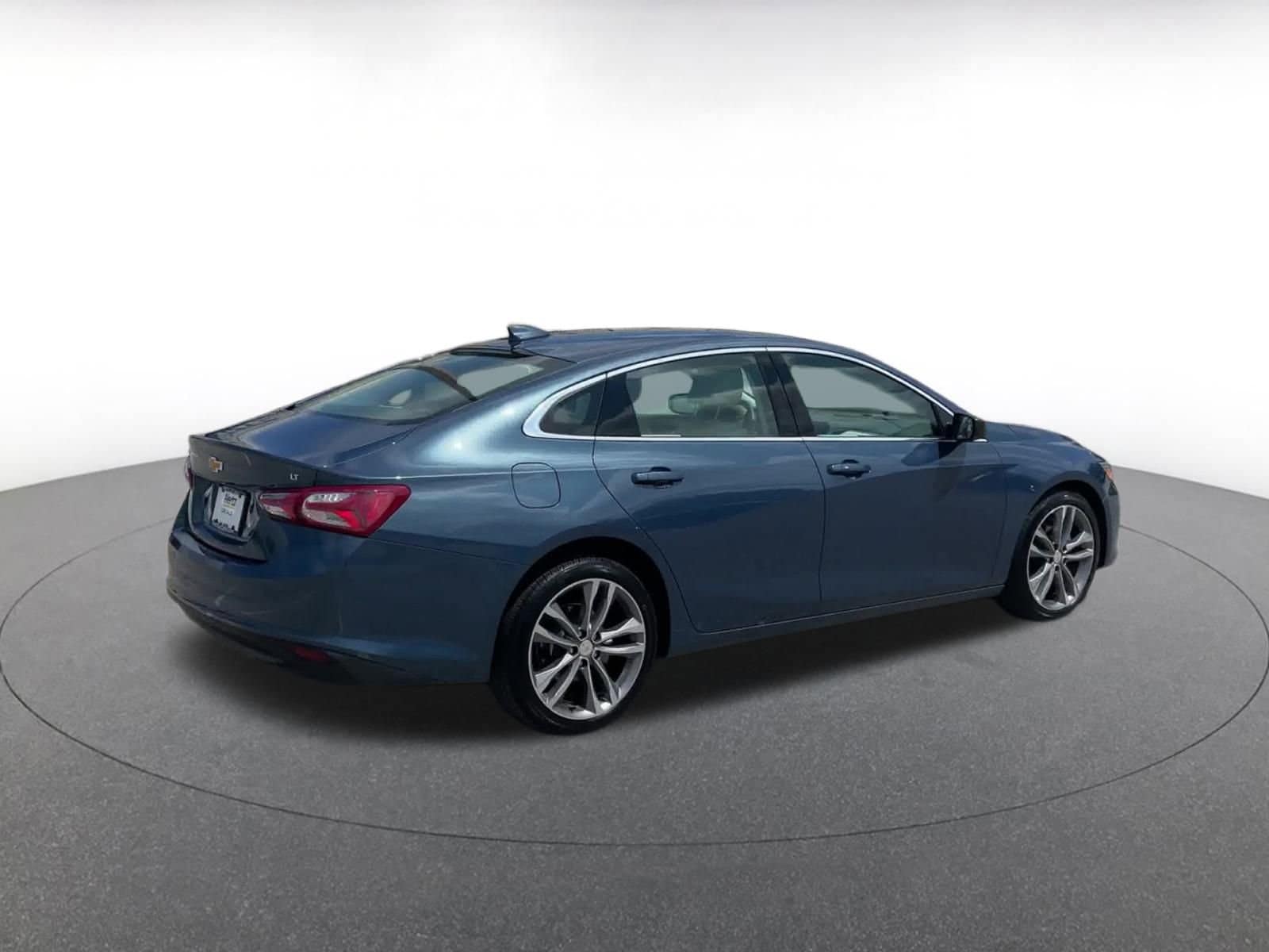 Thumbnail: 2024 Chevrolet Malibu - 15