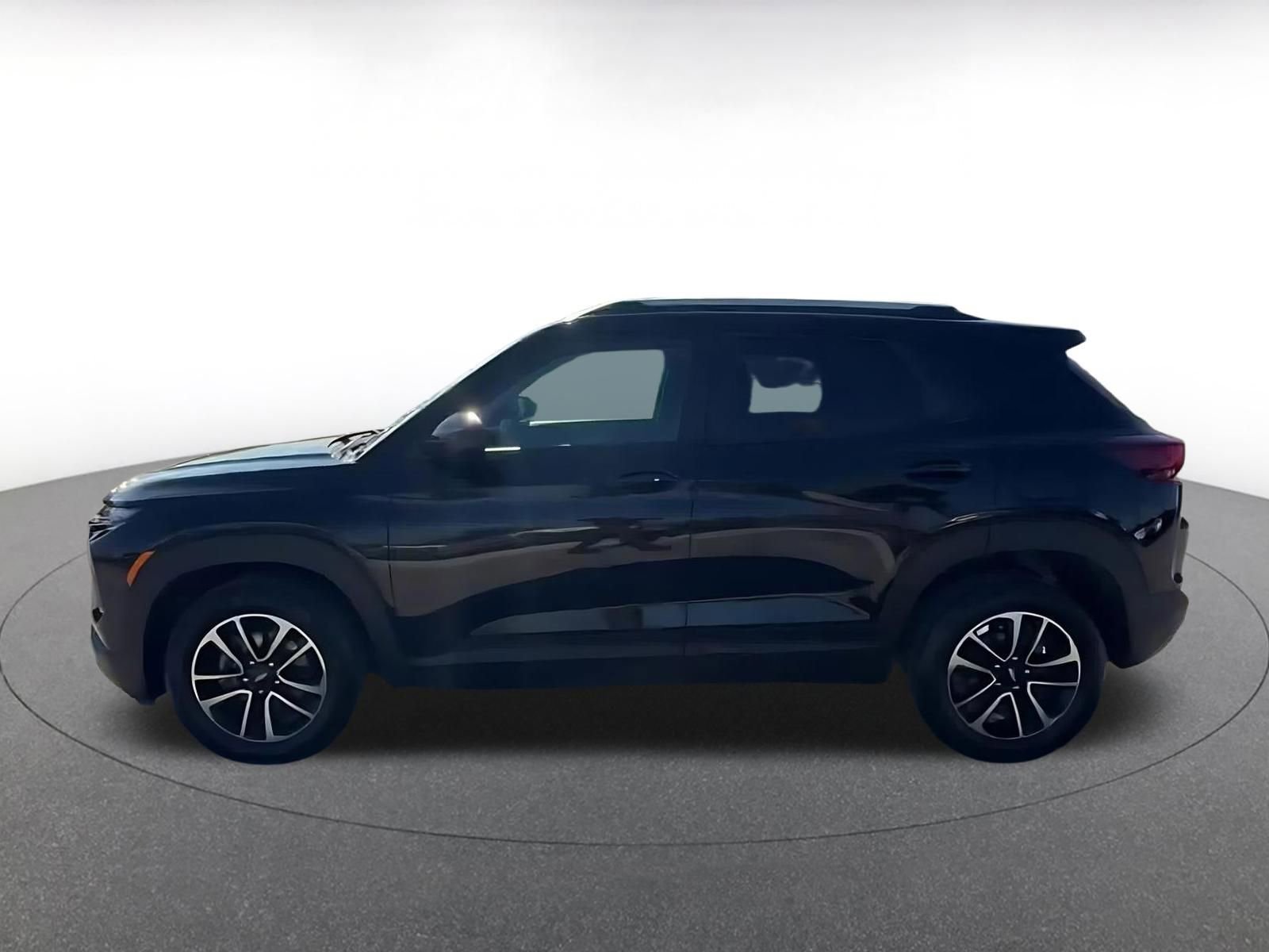 Thumbnail: 2025 Chevrolet TrailBlazer - 8