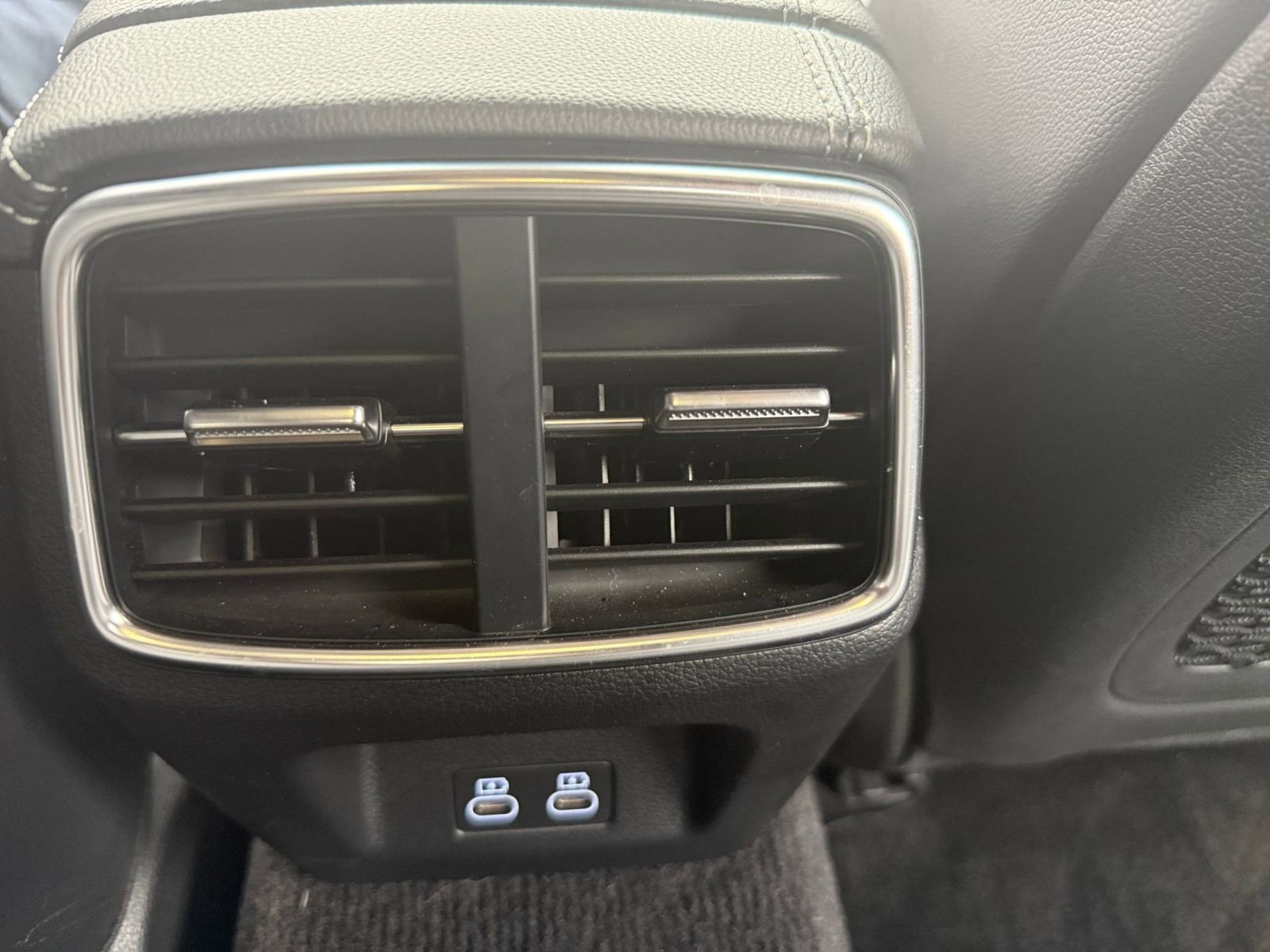 Thumbnail: 2025 Genesis G70 - 24