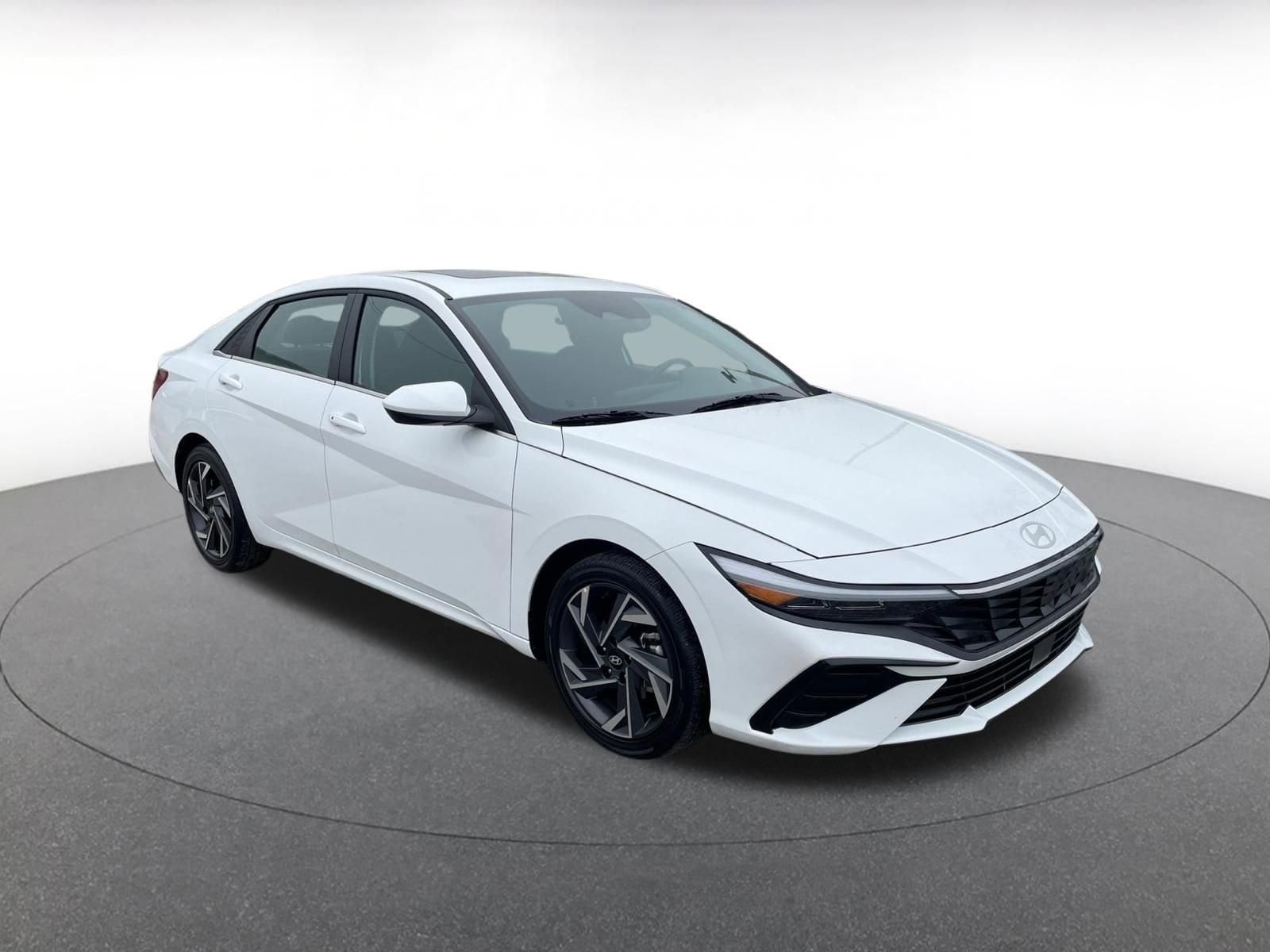 Thumbnail: 2025 Hyundai Elantra - 1