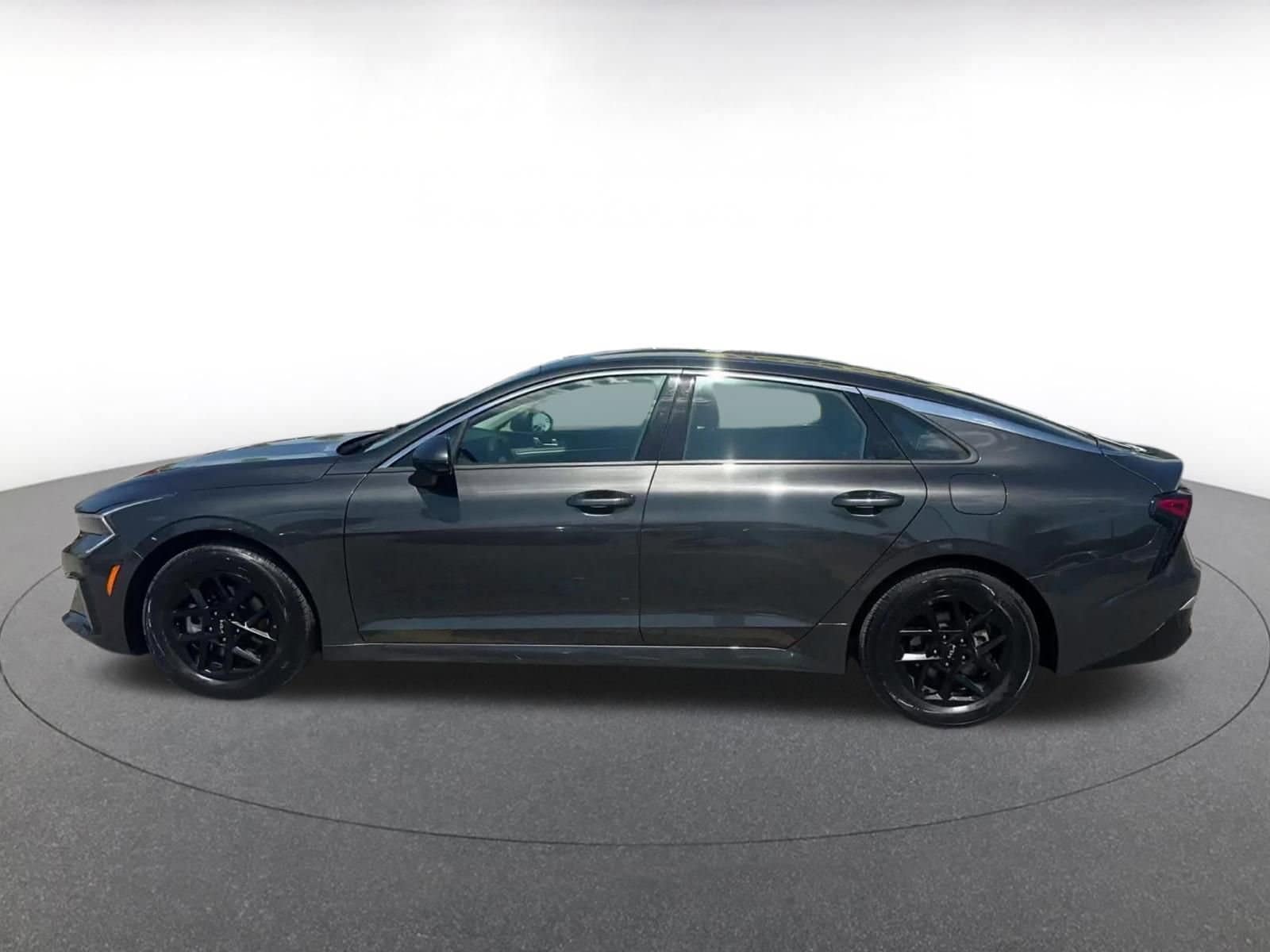 Thumbnail: 2025 Kia K5 - 9