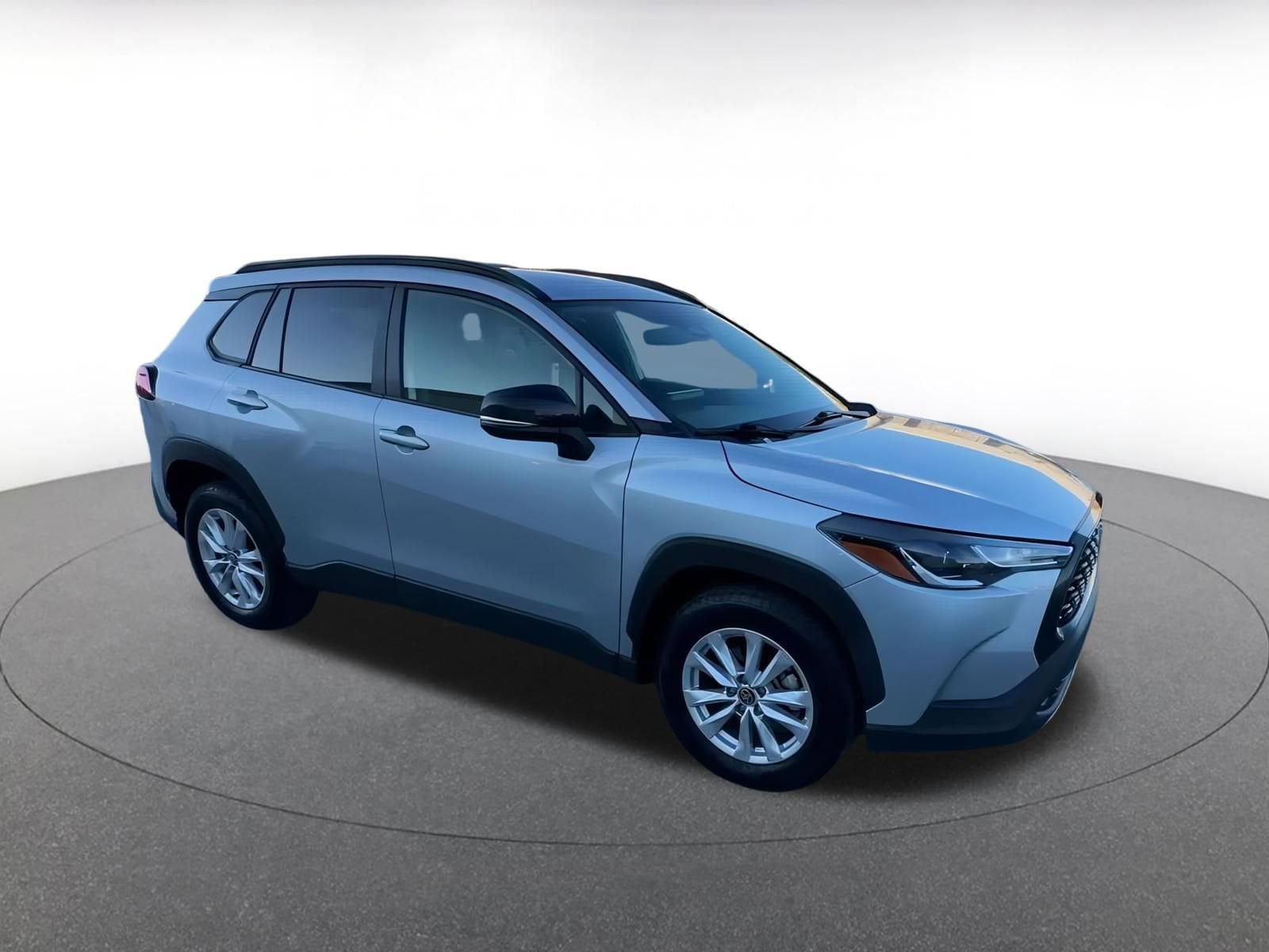 Thumbnail: 2025 Toyota Corolla Cross - 2