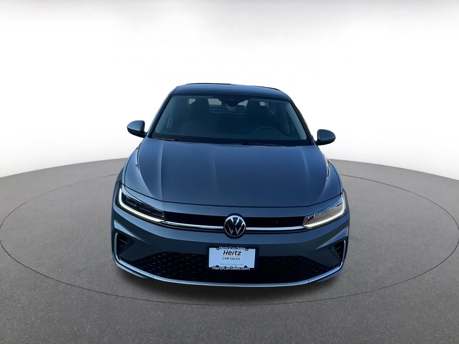 Thumbnail: 2025 Volkswagen Jetta - 4