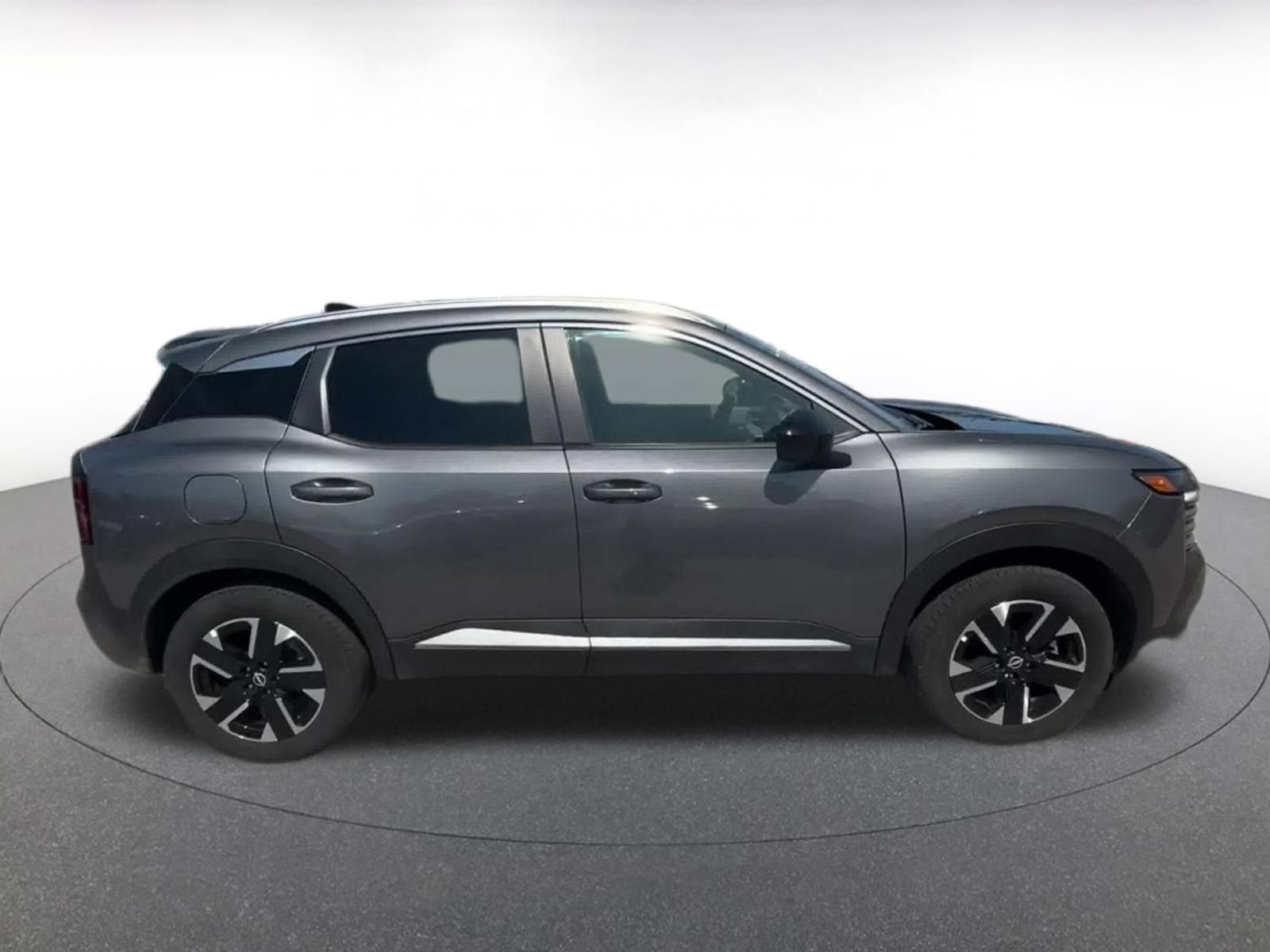 Thumbnail: 2026 Nissan Kicks - 15
