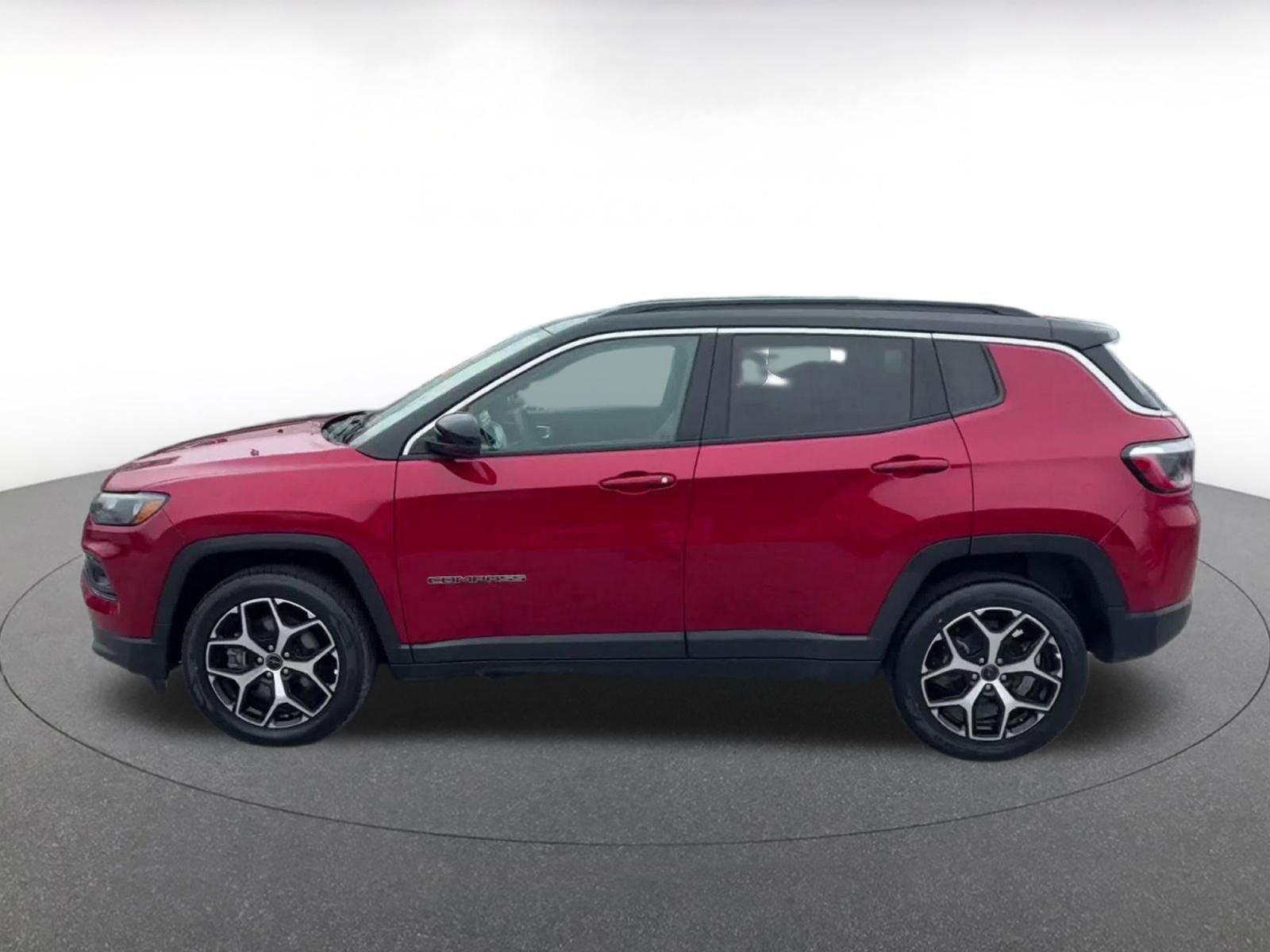 Thumbnail: 2025 Jeep Compass - 9