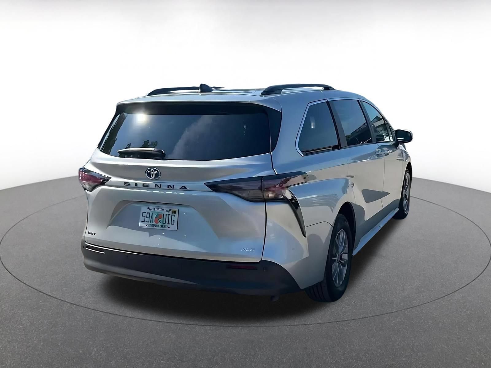 Thumbnail: 2025 Toyota Sienna - 13