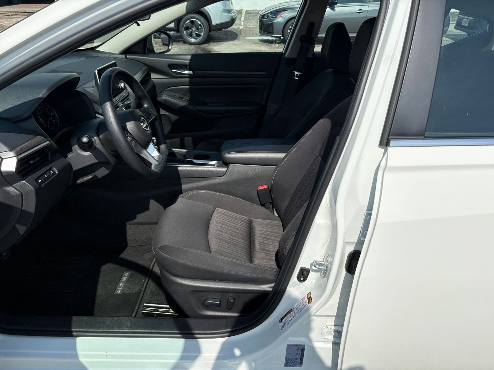 Thumbnail: 2025 Nissan Altima - 27