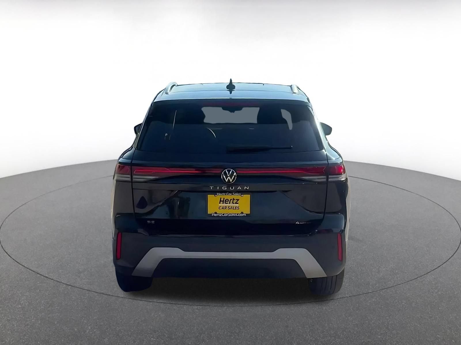Thumbnail: 2026 Volkswagen Tiguan - 12