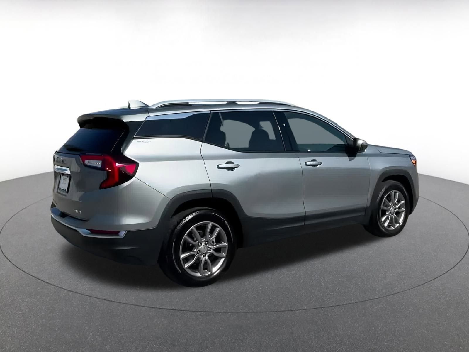 Thumbnail: 2024 GMC Terrain - 14