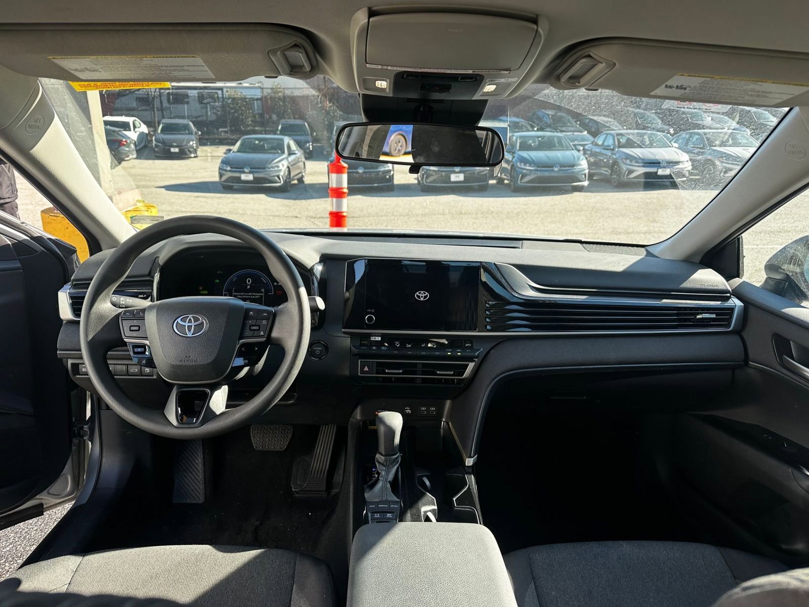 Thumbnail: 2025 Toyota Camry - 10