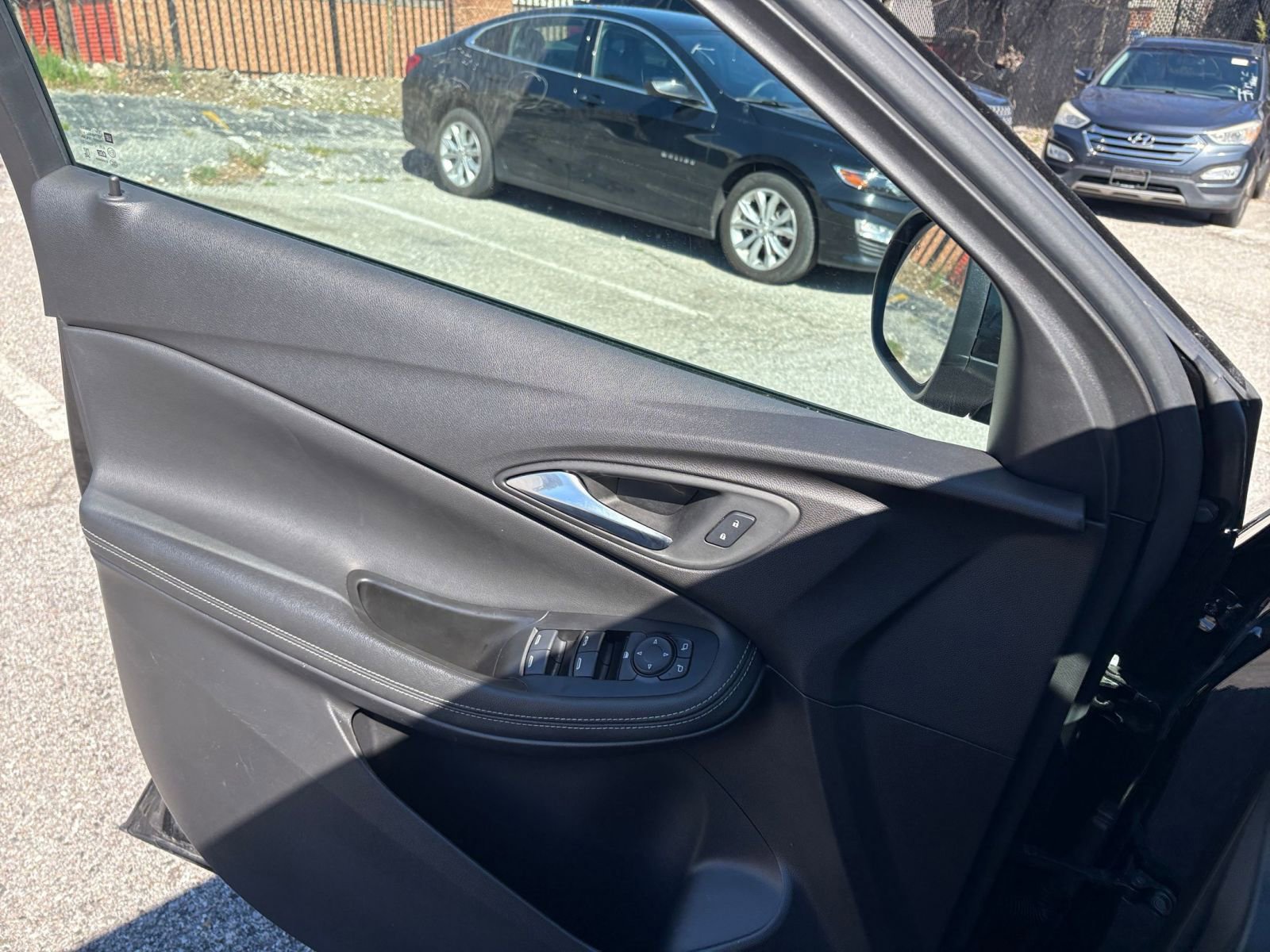 Thumbnail: 2025 Buick Encore GX - 18