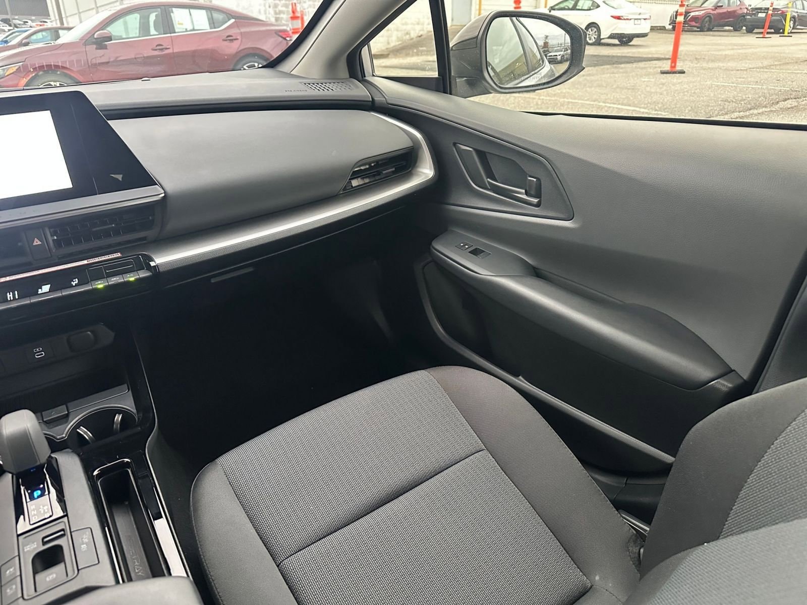 Thumbnail: 2025 Toyota Prius - 33