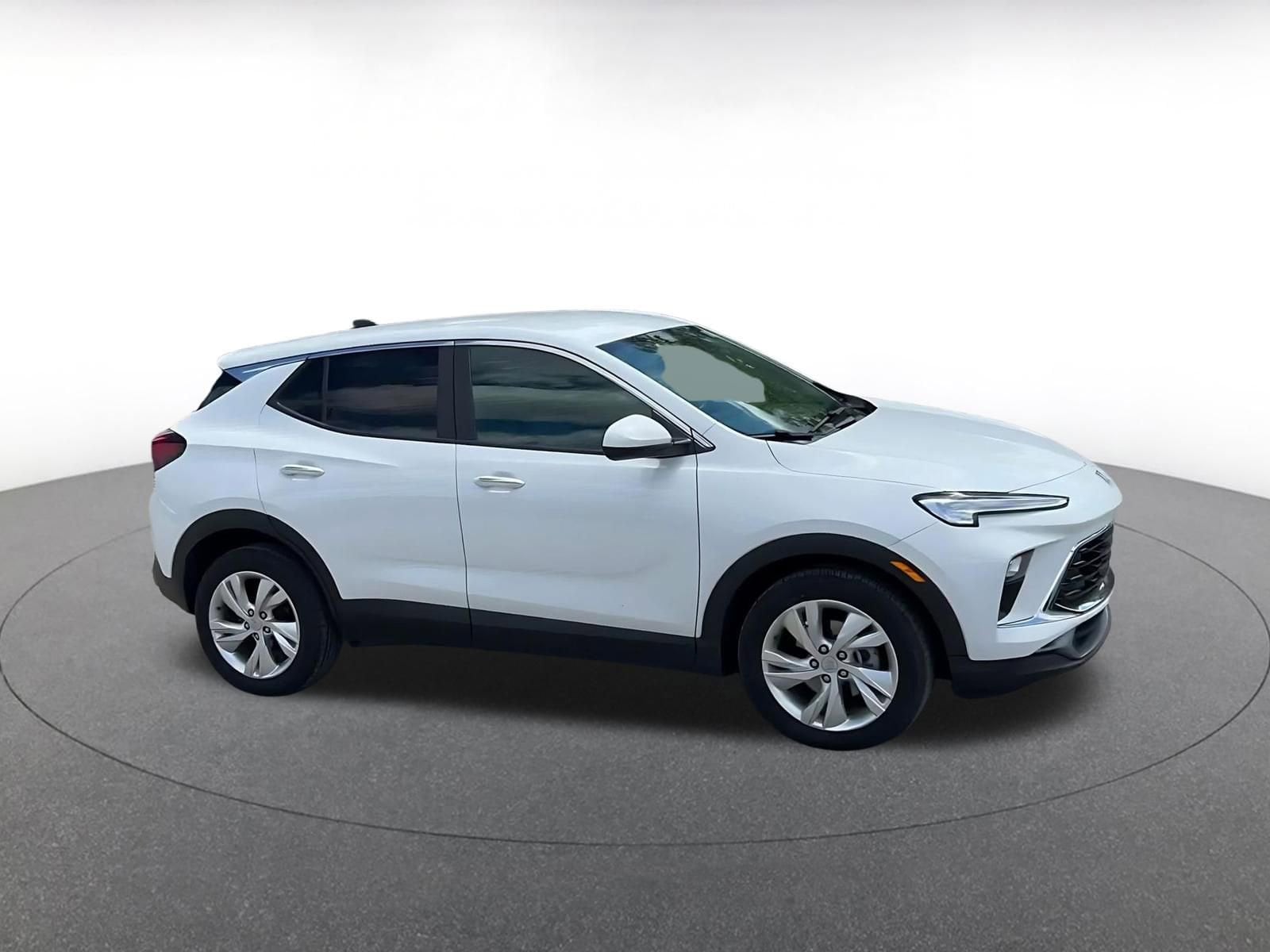 Thumbnail: 2025 Buick Encore GX - 2