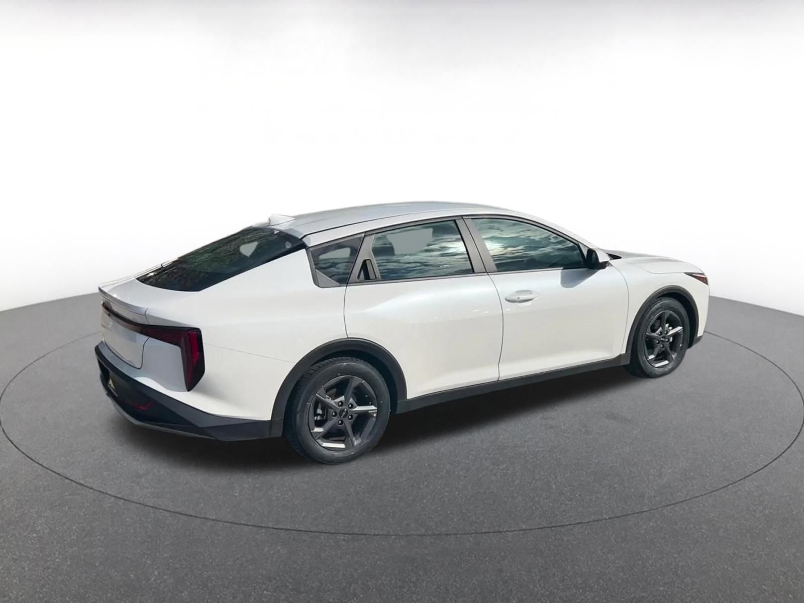 Thumbnail: 2025 Kia K4 - 15