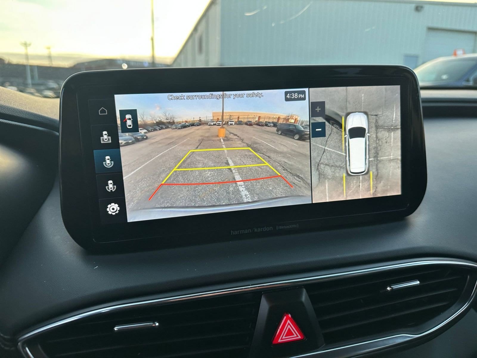 Thumbnail: 2023 Hyundai Santa Fe - 17