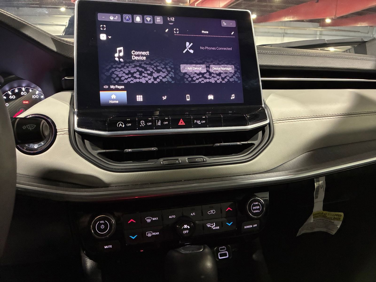 Thumbnail: 2025 Jeep Compass - 17