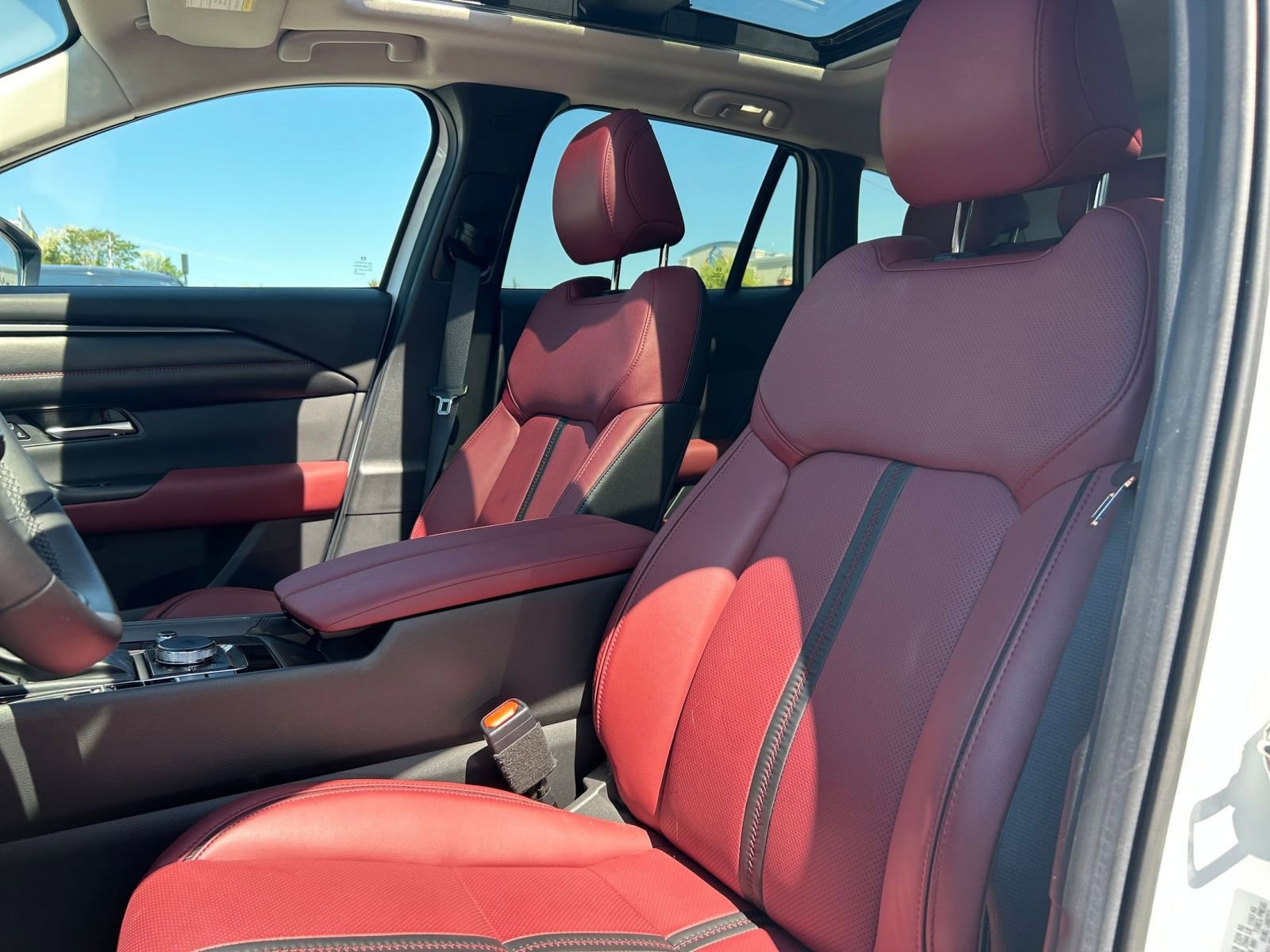 Thumbnail: 2025 Mazda CX-50 - 32