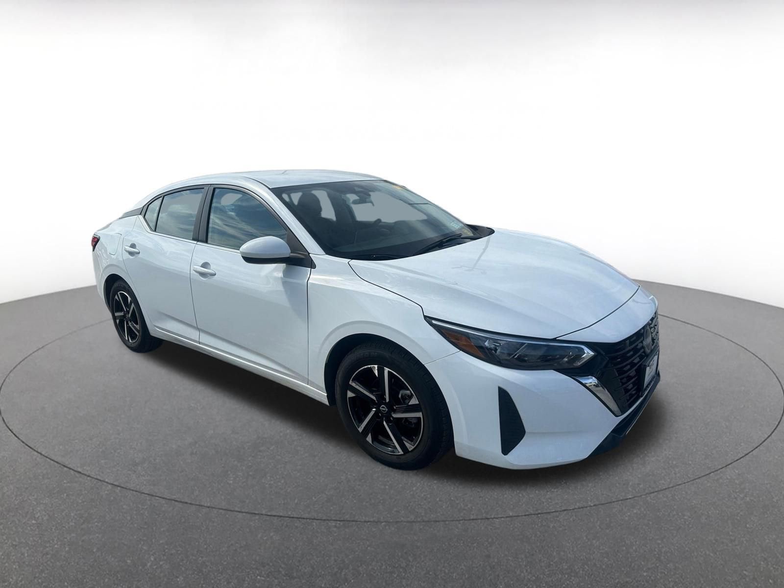 Thumbnail: 2025 Nissan Sentra - 1